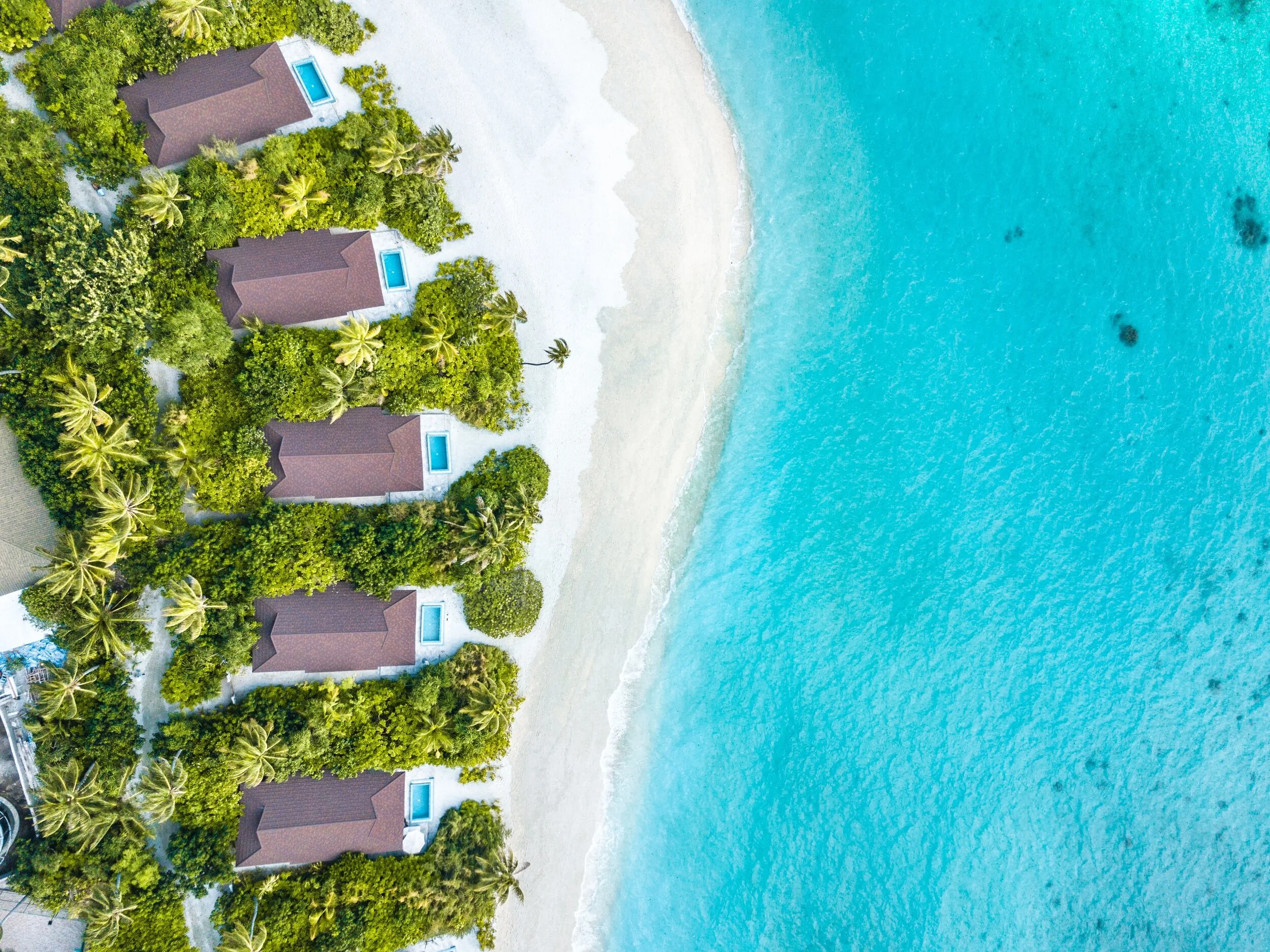 rayyu-maldives-photographer-AwARI6zGwmU-unsplash.jpg