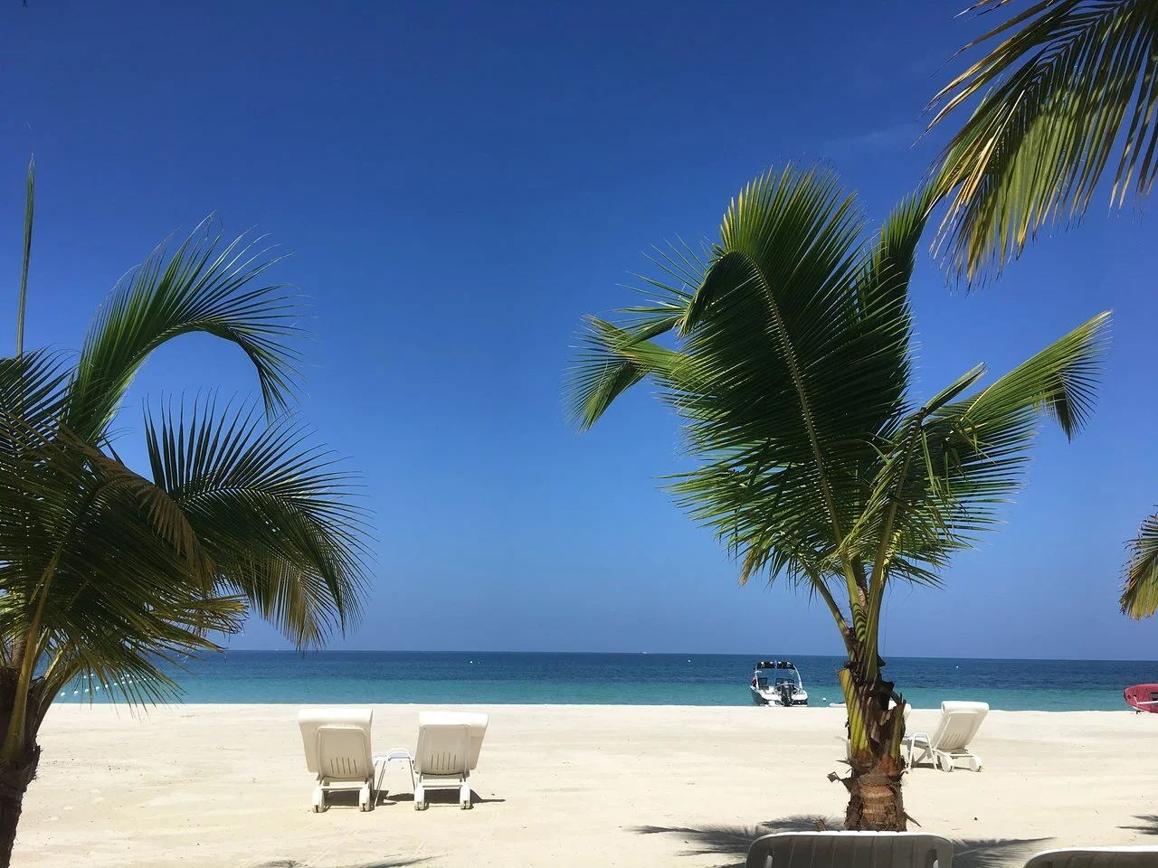 couples-swept-away (2).jpg