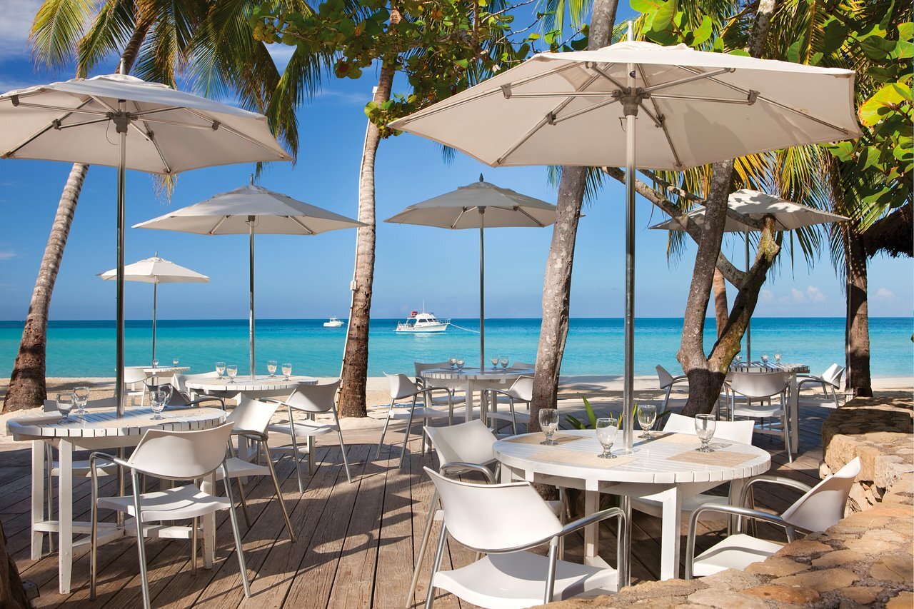 couples-swept-away (3).jpg