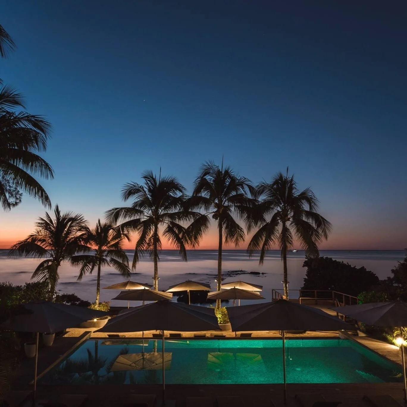 Flight Centre Constantia Village Courtyard