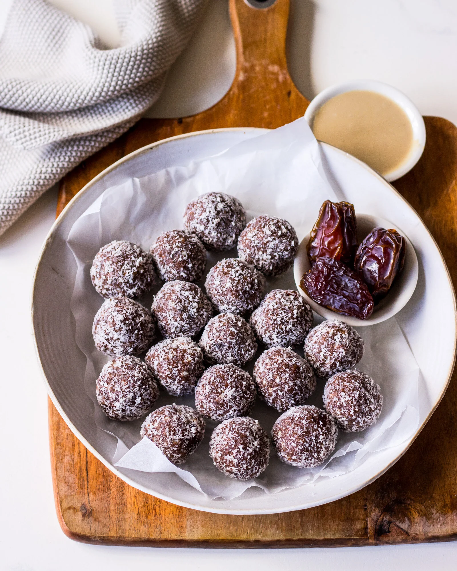 Choc Tahini Protein Balls-3.jpg