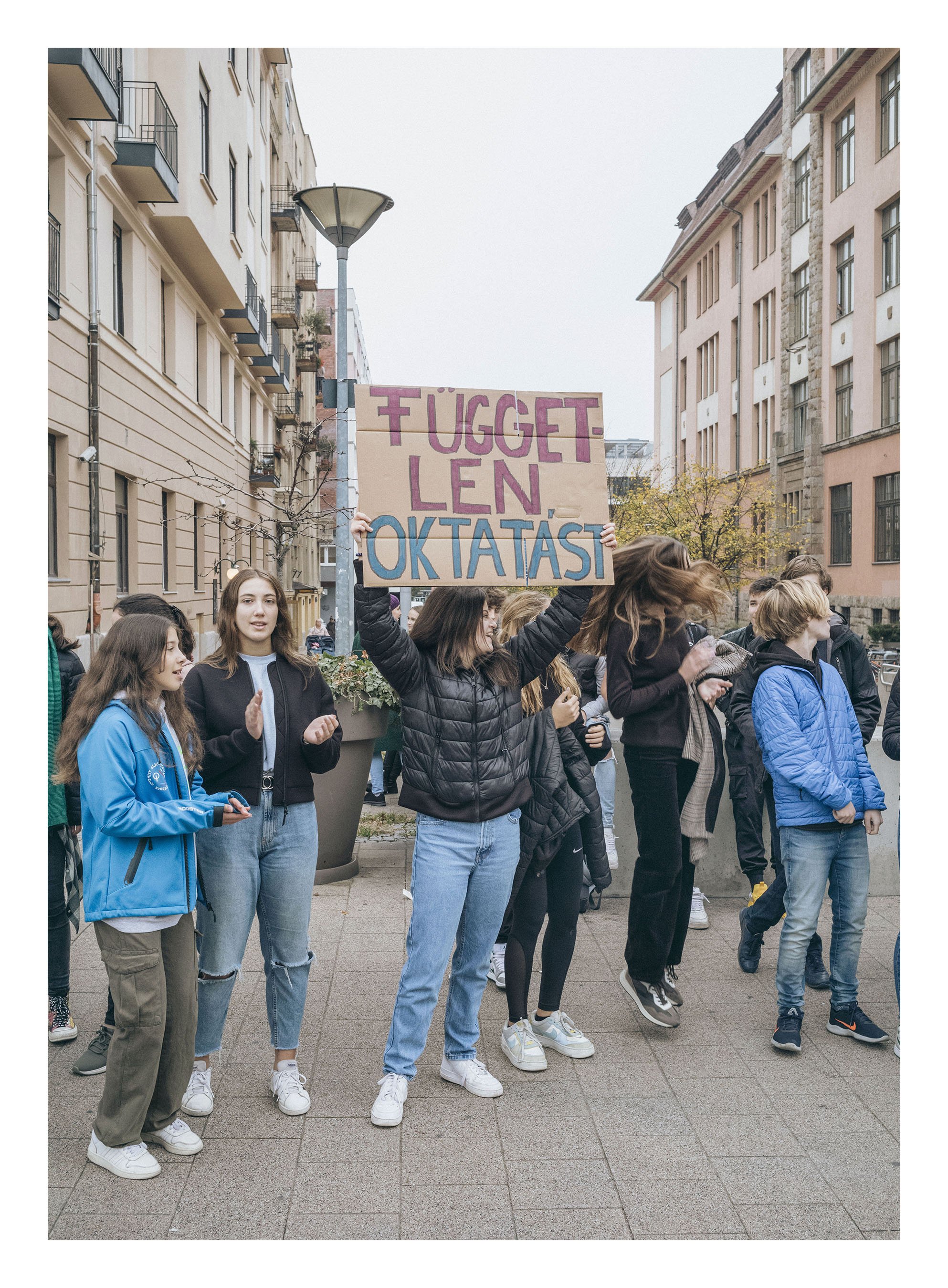  Thousands of students form thirteen kilometre human chain in Budapest, Hungary and suspend classes in solidarity with teachers as students. Teachers and parents joined in support of teachers fighting for higher wages,  for the right of strike and fo