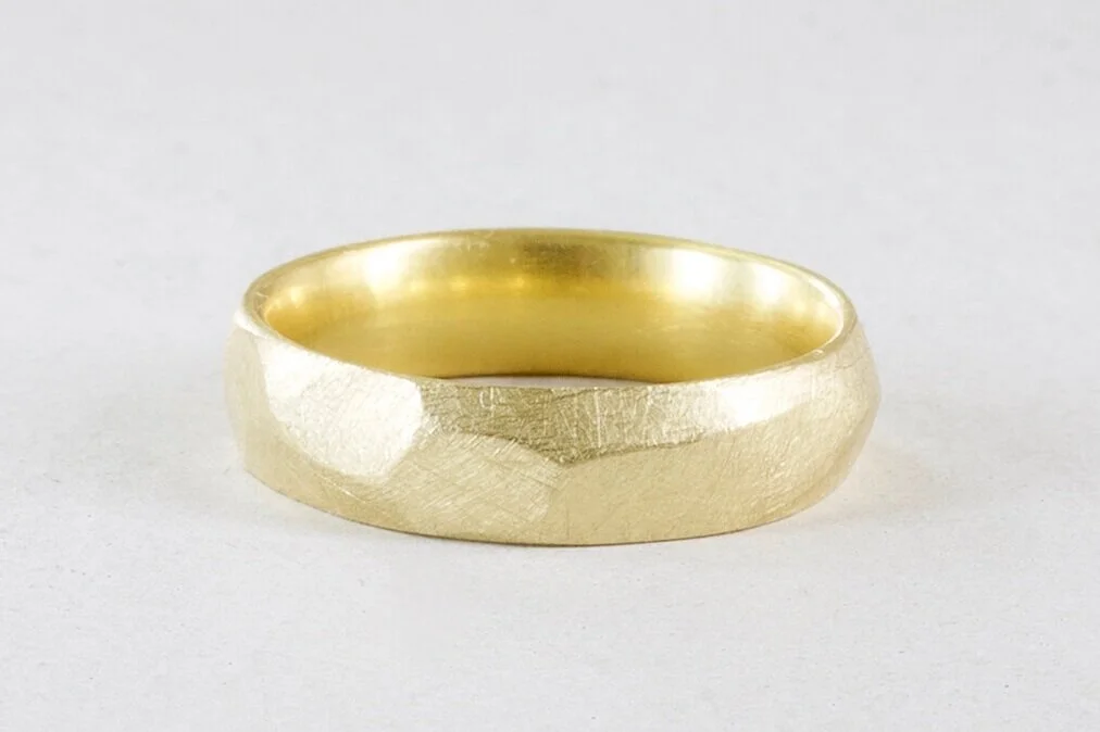 EHERING AUS 18KT GELBGOLD UNREGELMÄSSIGe FACETTEN Nº26