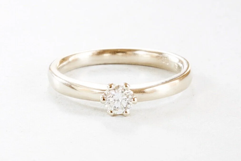 SOLITÄR-VERLOBUNGSRING AUS 18 KT WEISSGOLD natur MIT DIAMANT Nº37