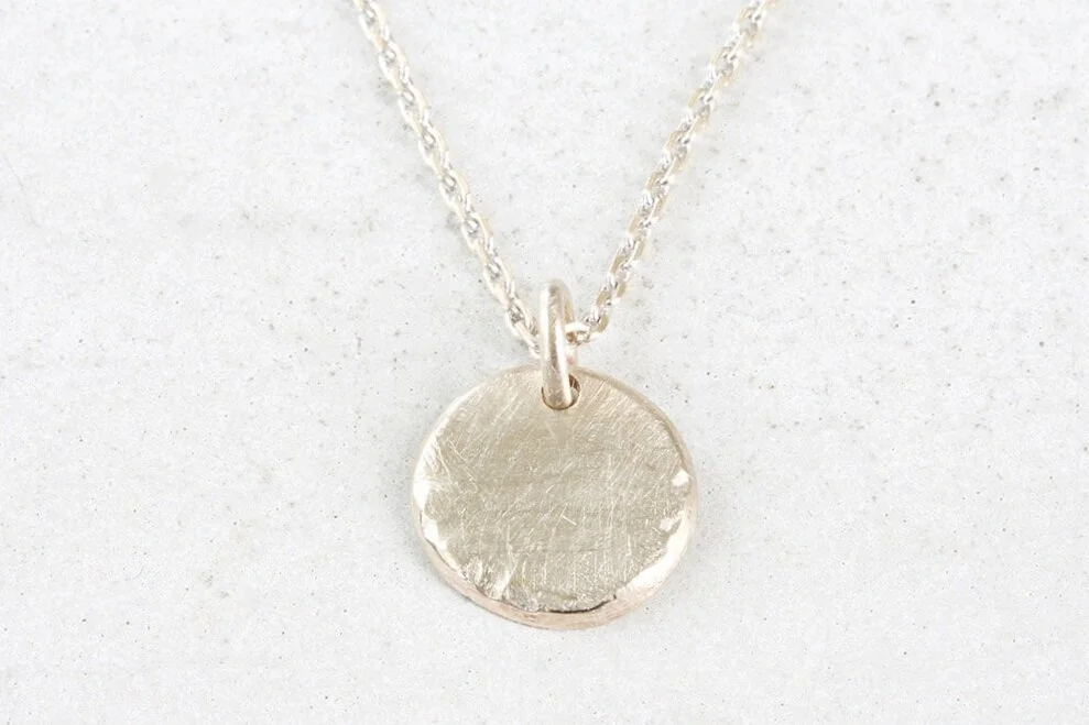 RUNDER ANHÄNGER AUS 18KT WEISSGOLD NATUR, ROUGH,  ANKERKETTE Nº44