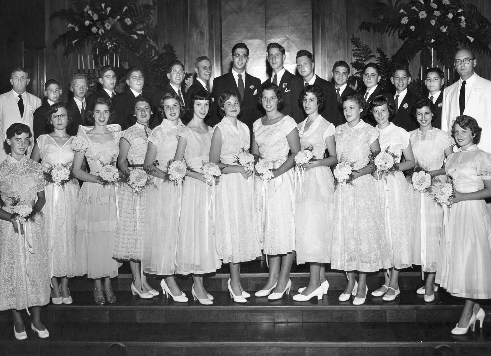 Beth El Confirmation Class in 1952