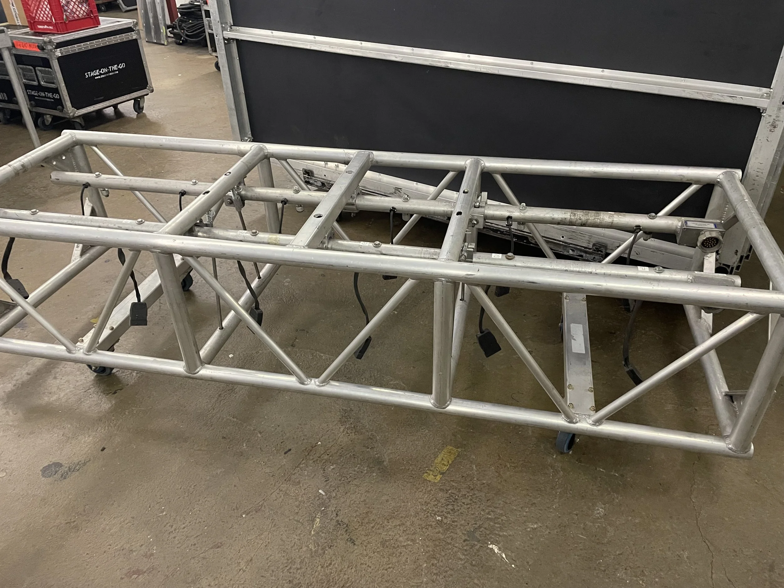 TS 20.5 x 30' drop frame.jpeg