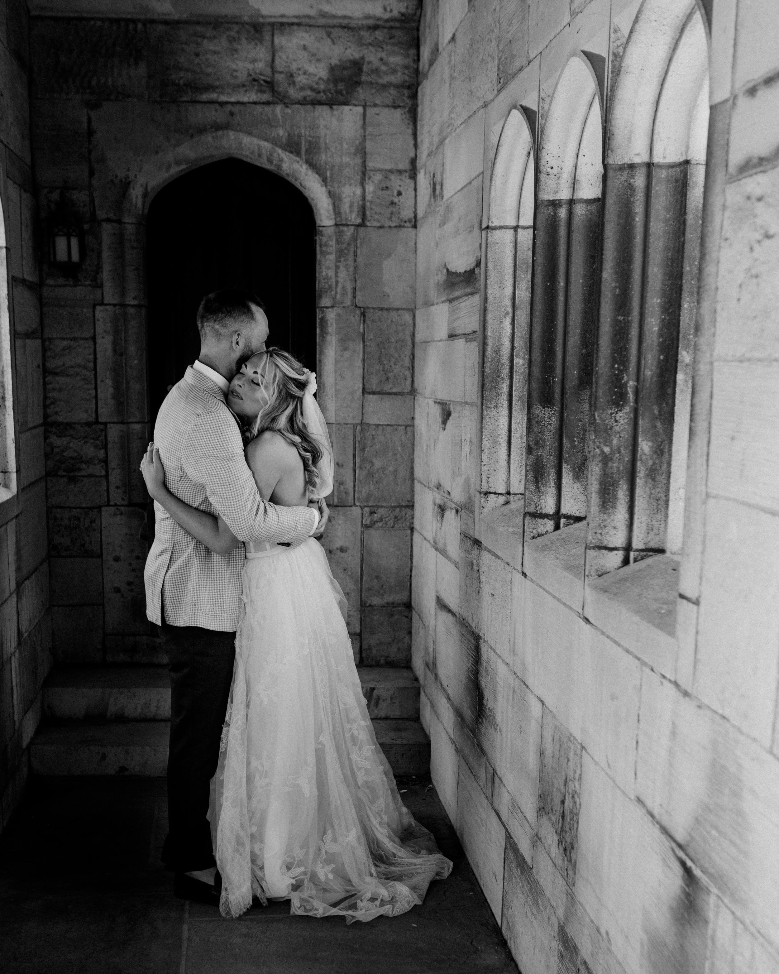 Modern-wedding-photographer-pittsburgh-wedding-venue-22.jpg