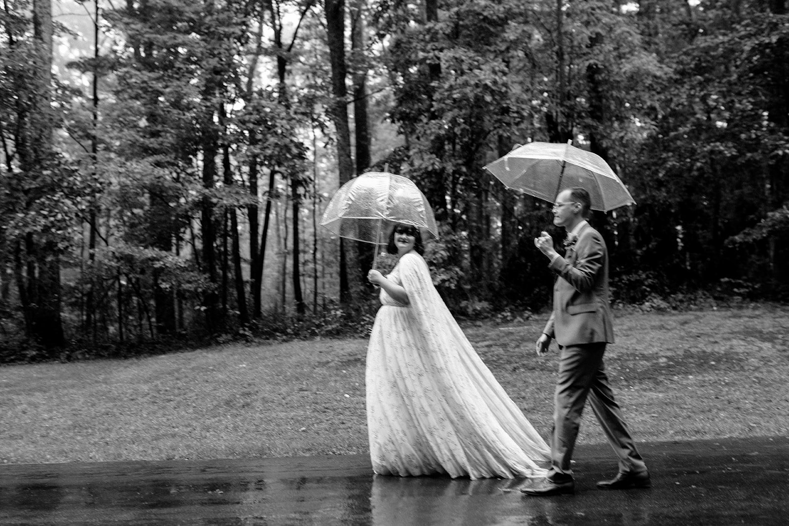 Rainy-Airbnb-Wedding-WV-4_2.jpg