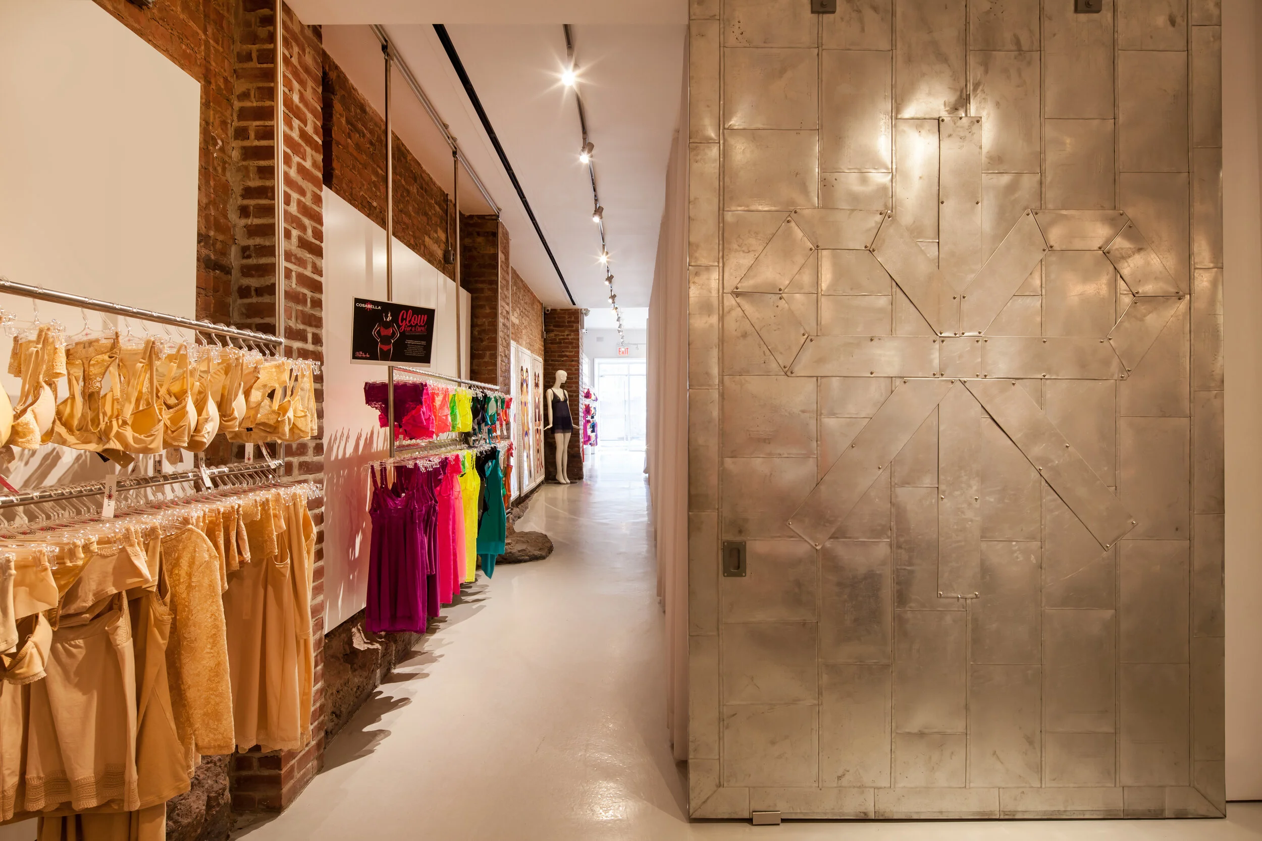 220_Lafayette_Cosabella_8_WTurett.jpg