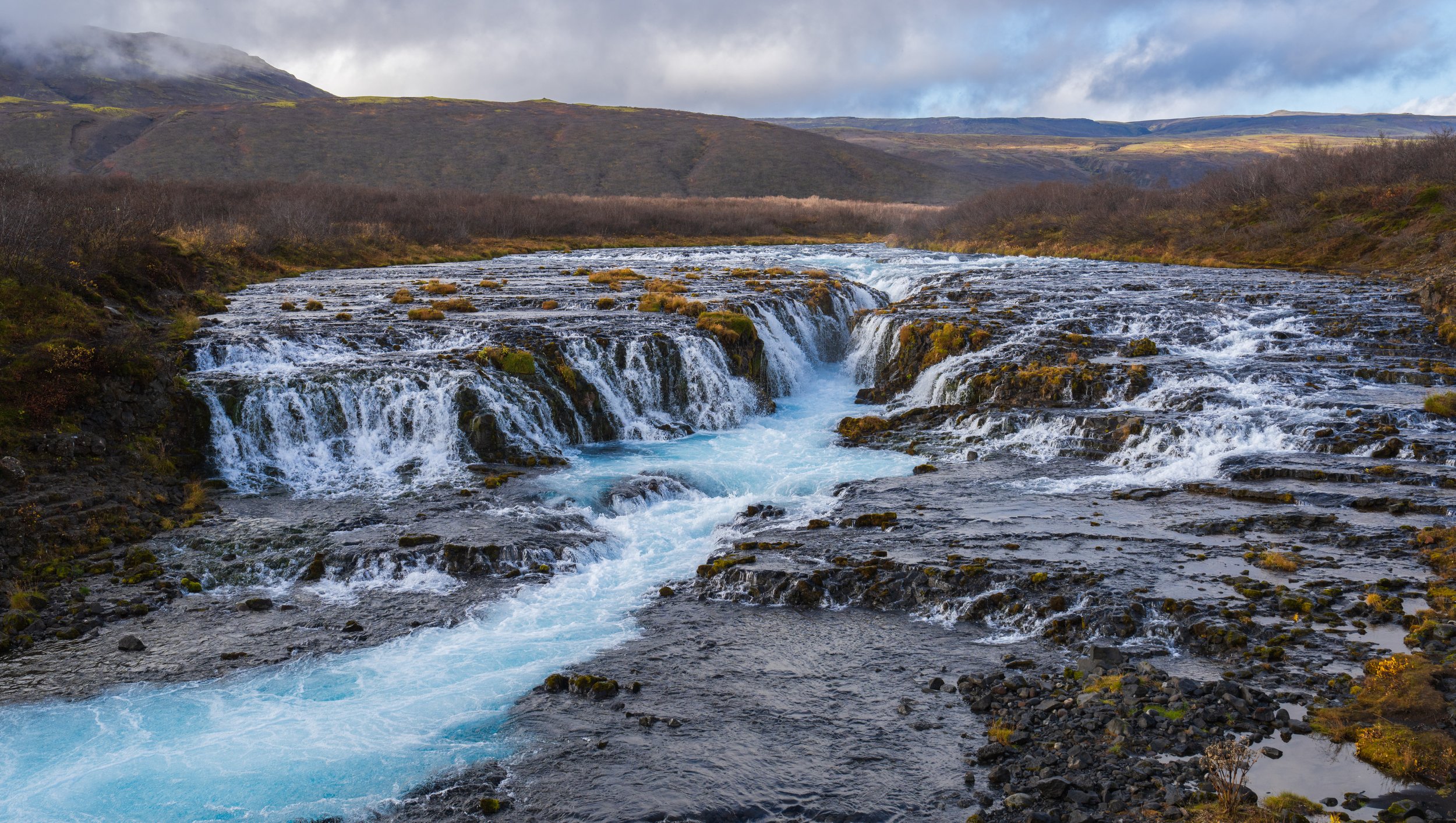  The beautiful color of Brúarfoss (photo/Jason Rafal) 