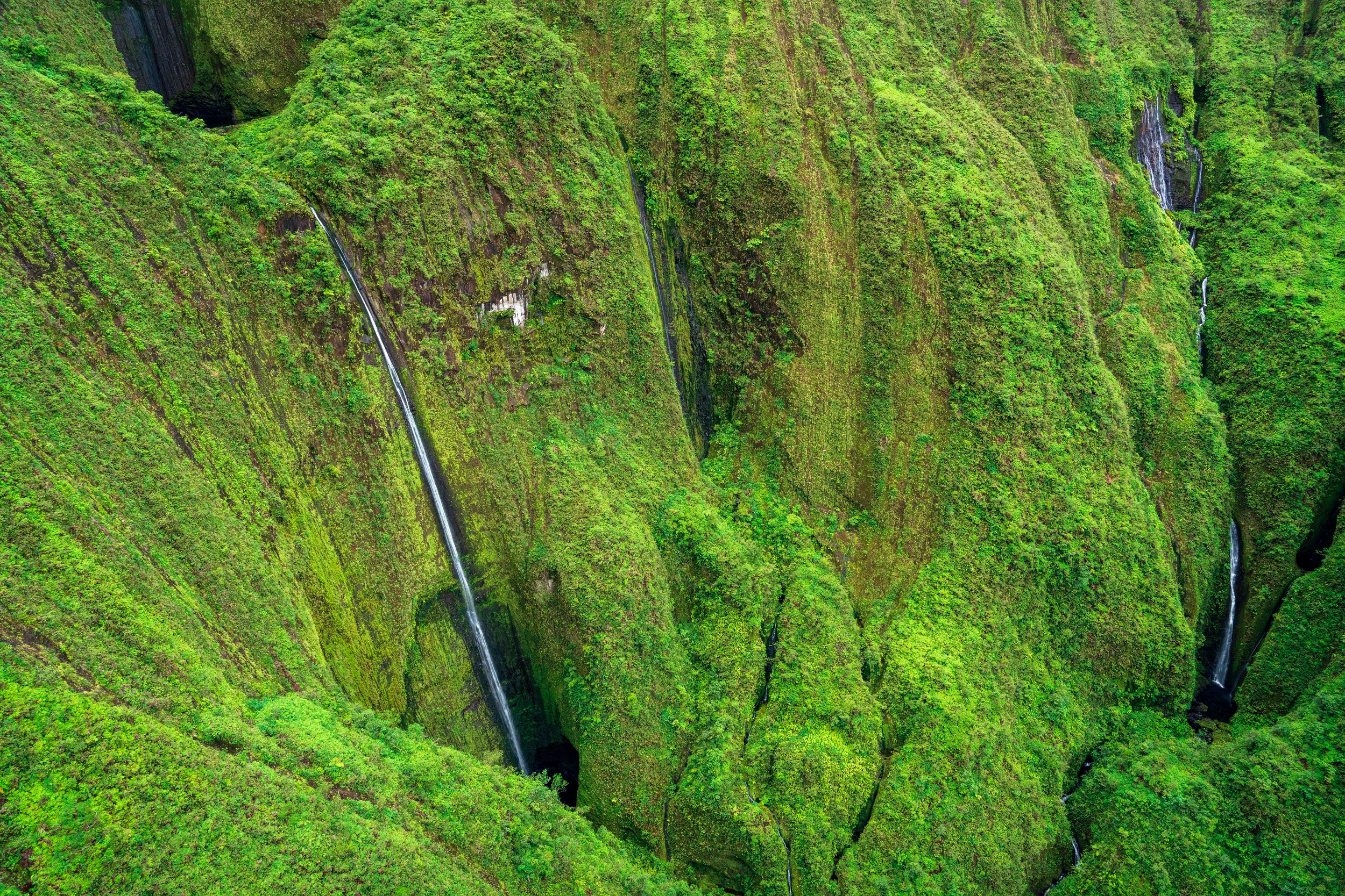  So many waterfalls (photo/Jason Rafal) 
