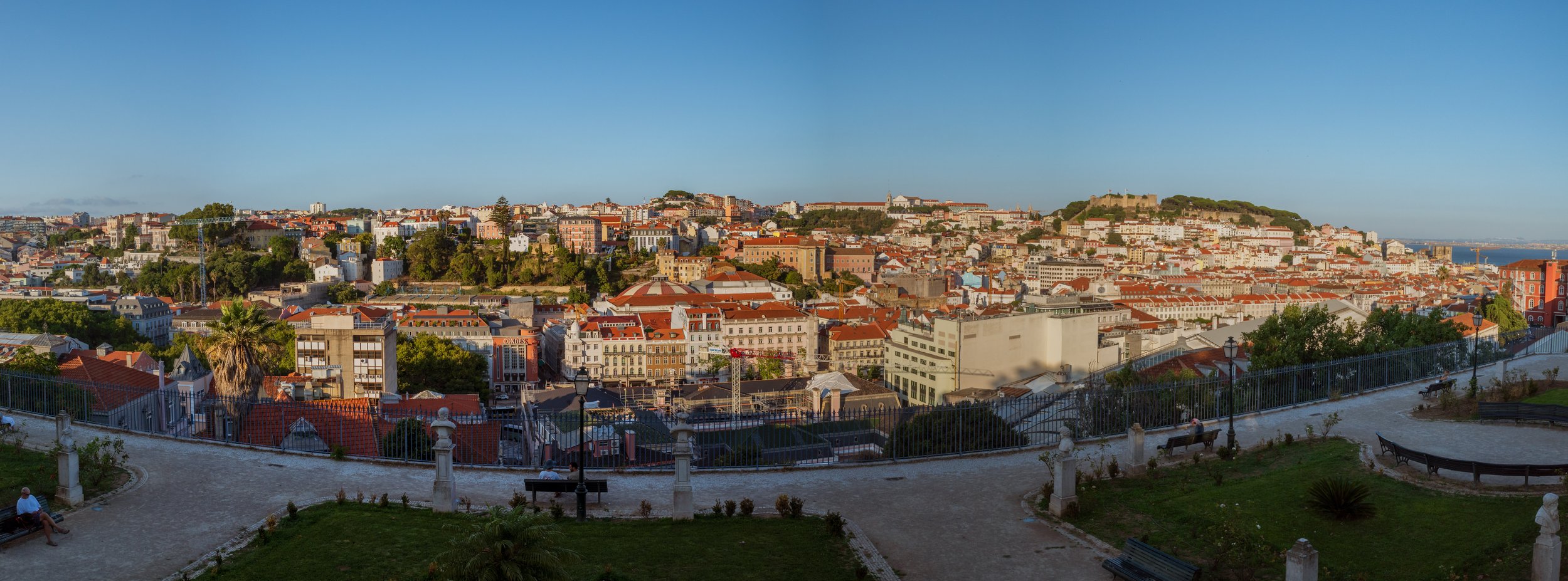  Sunset views from Miradouro da São Pedro de Alcântara (photo/Jason Rafal) 