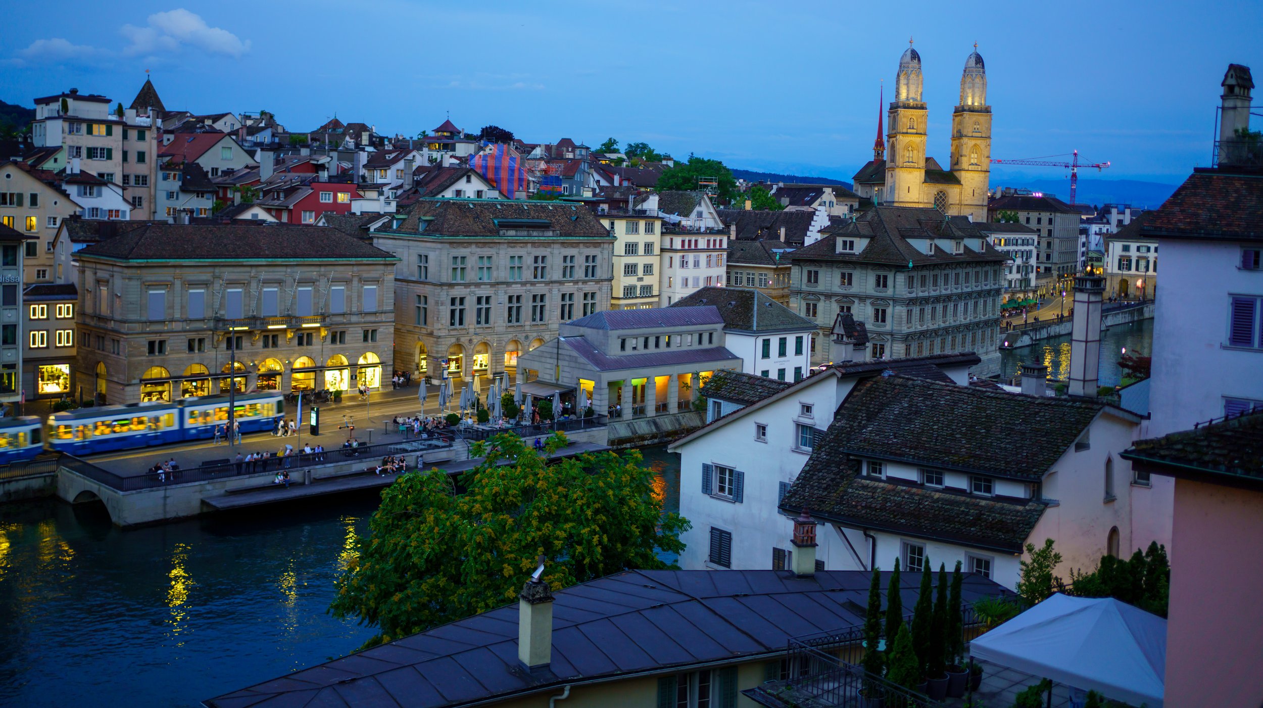 Zurich at dusk (photo/Jason Rafal)