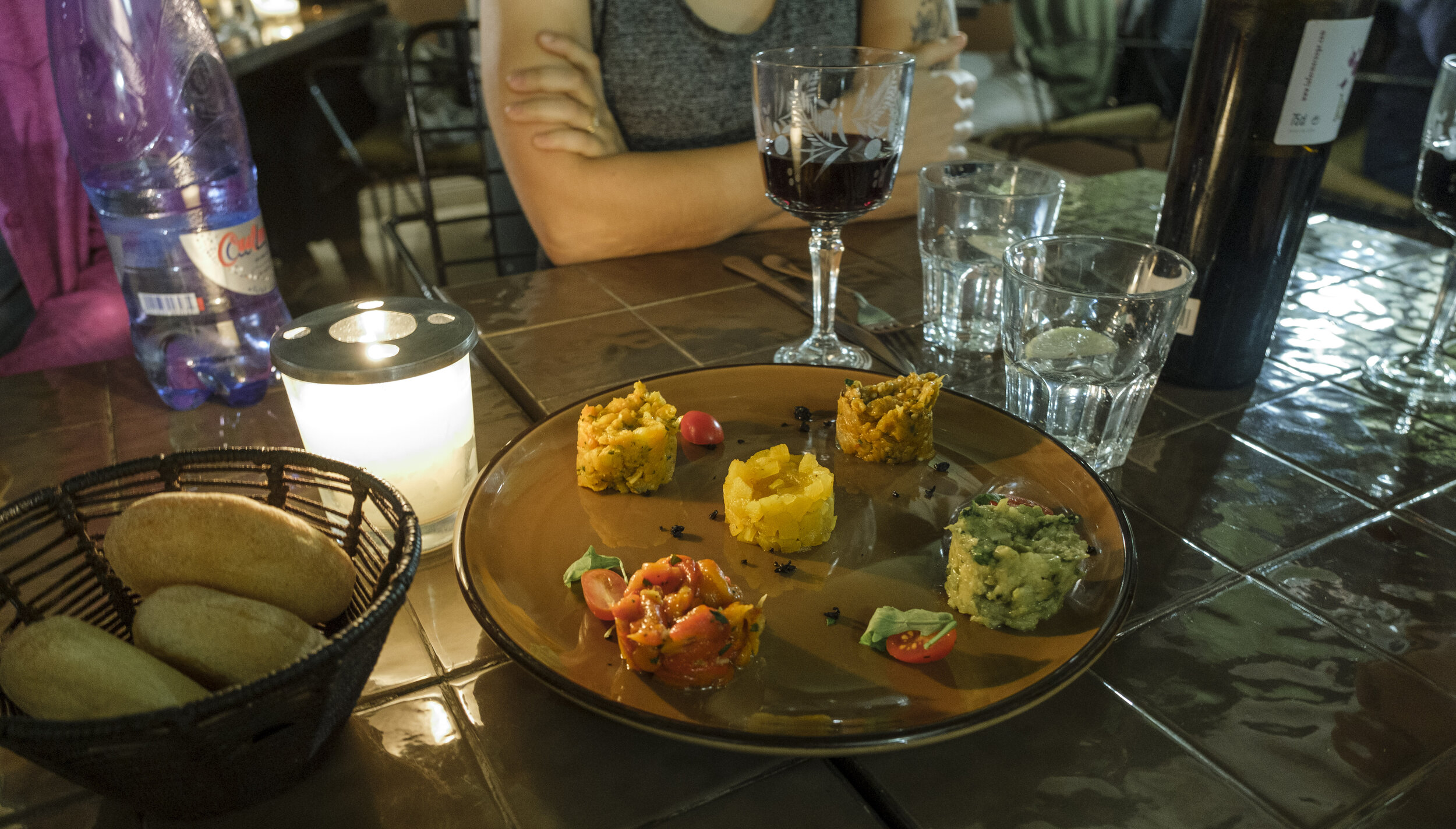  Appetizers at dinner (Photo/Jason Rafal) 