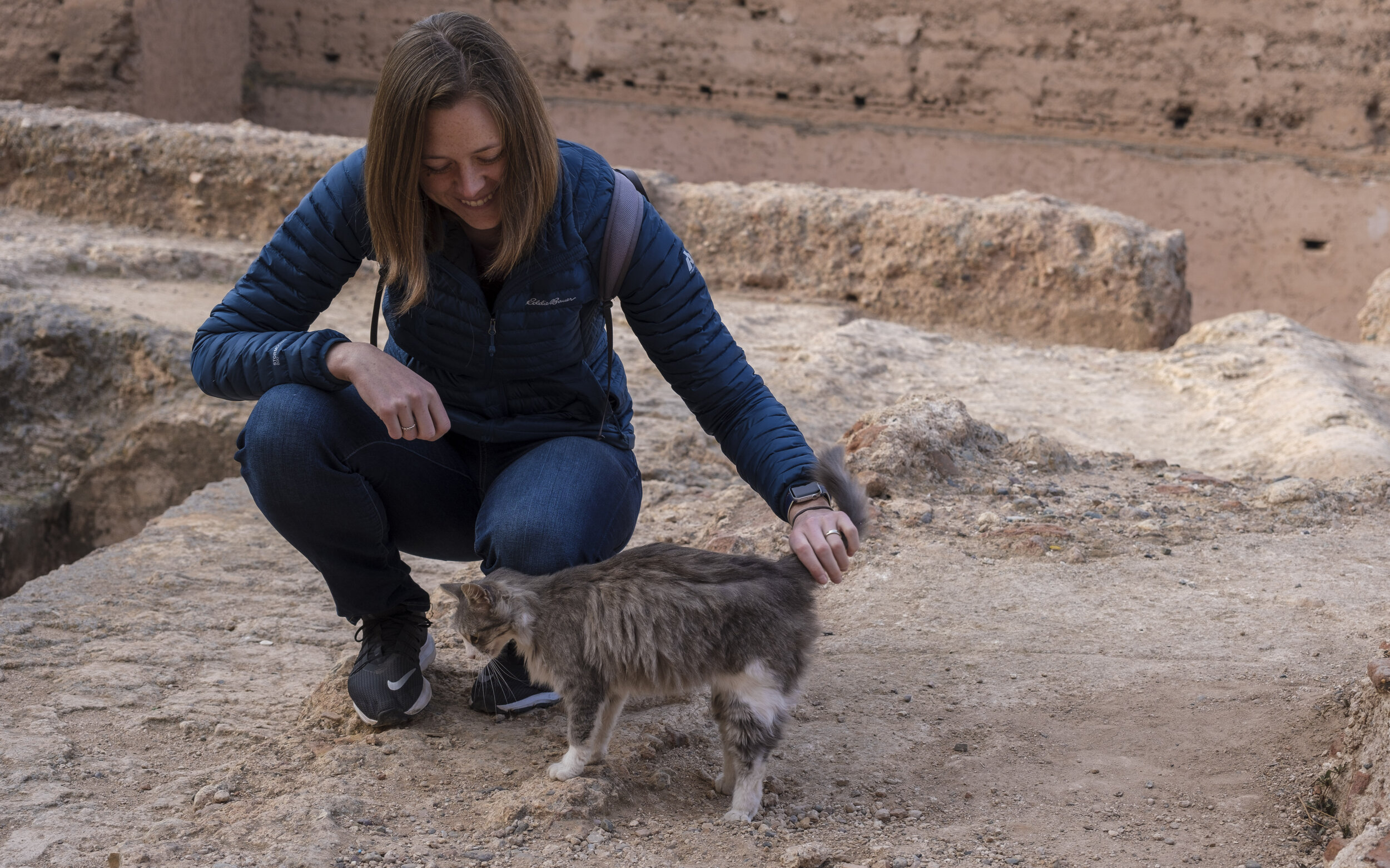  Nicole with her cat friend (Photo/Jason Rafal) 