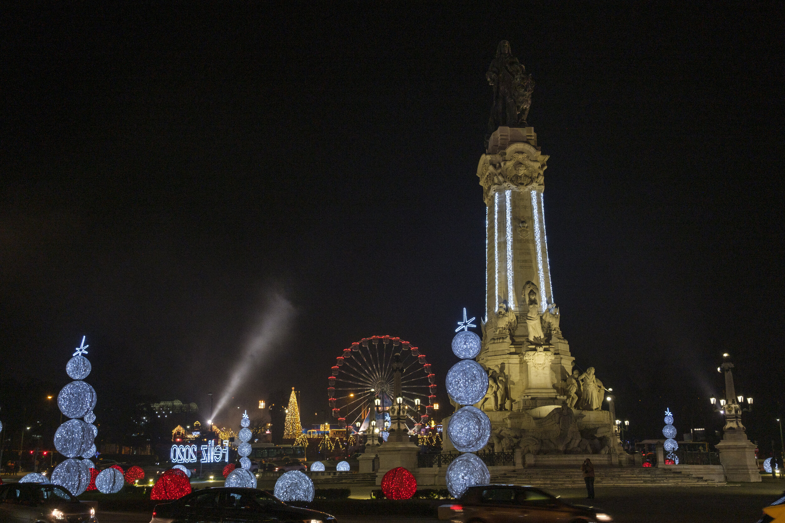  New Year’s lights around the Praça do Marquês de Pombal (Photo/Jason Rafal) 