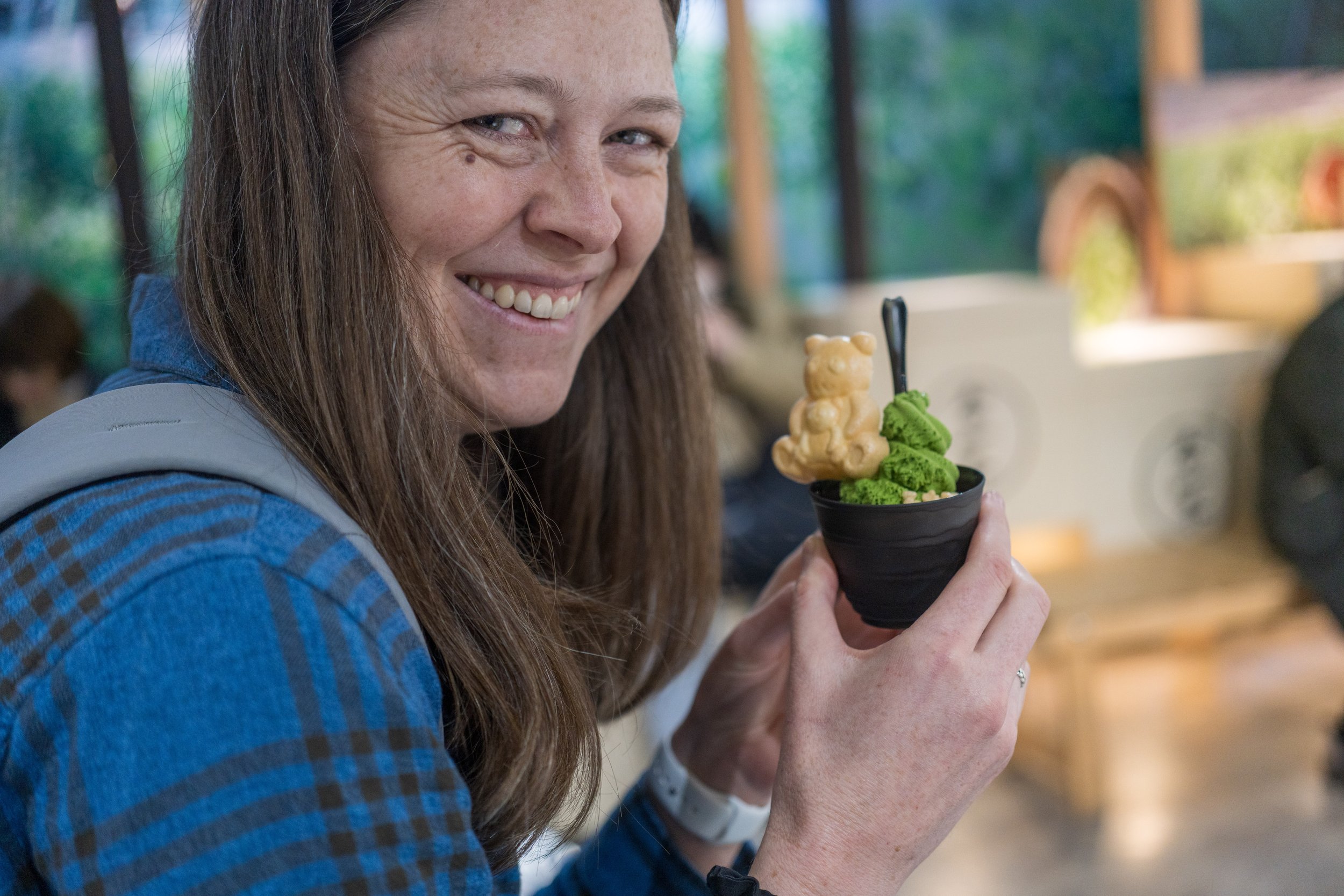  High levels of excitement for matcha ice cream with small bears (photo/Jason Rafal) 