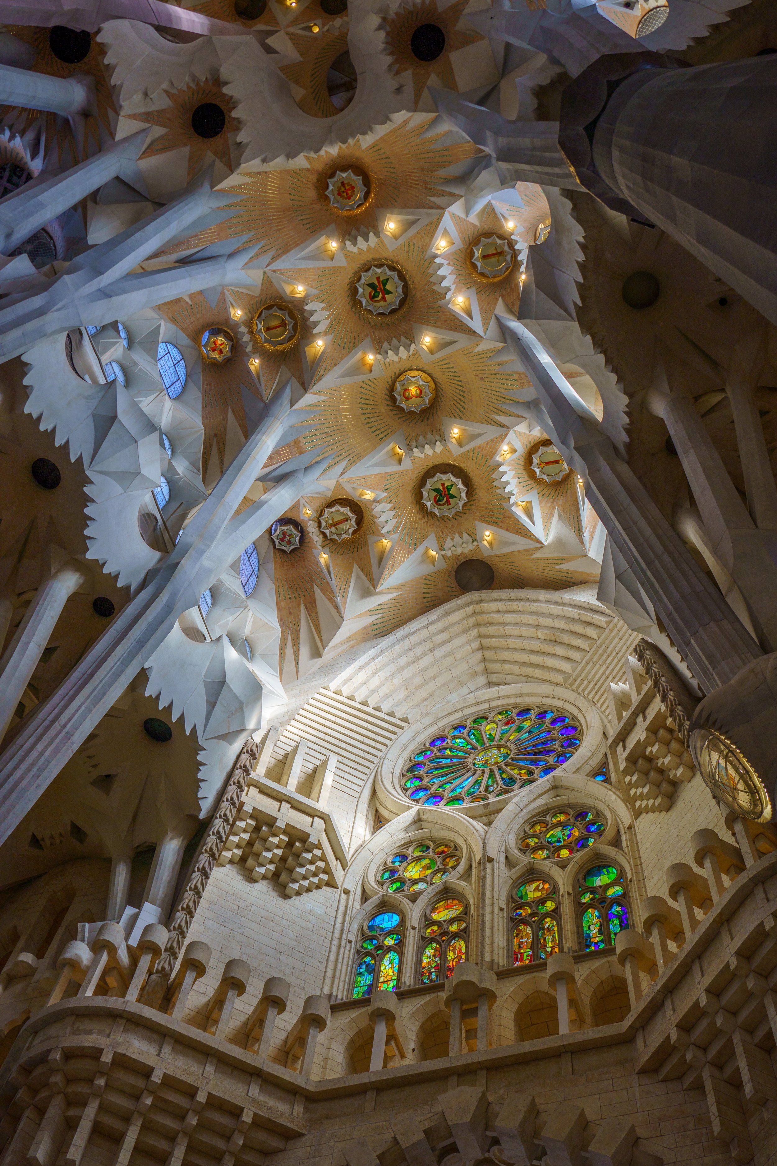  The remarkable ceiling of la Sagrada Familia (photo/Jason Rafal) 