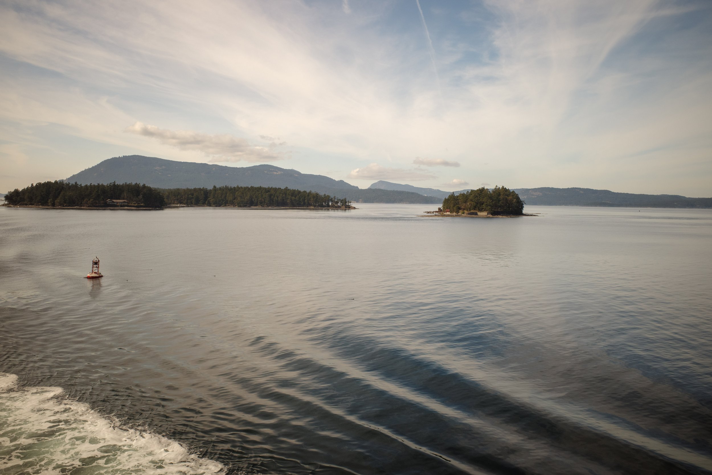 Absurdly smooth water on our ferry ride back (photo/Jason Rafal) 