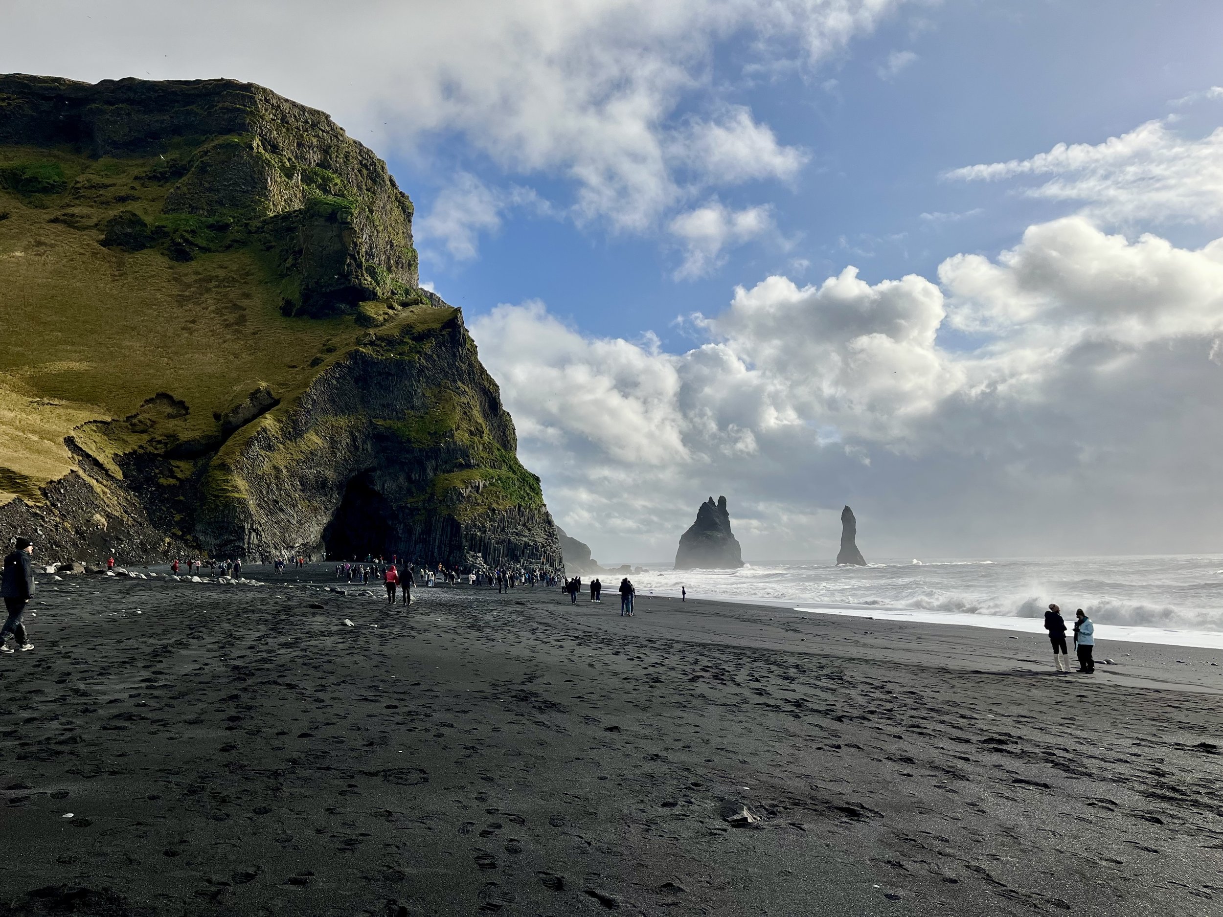  People and rocks on the beach (photo/Nicole Harrison) 