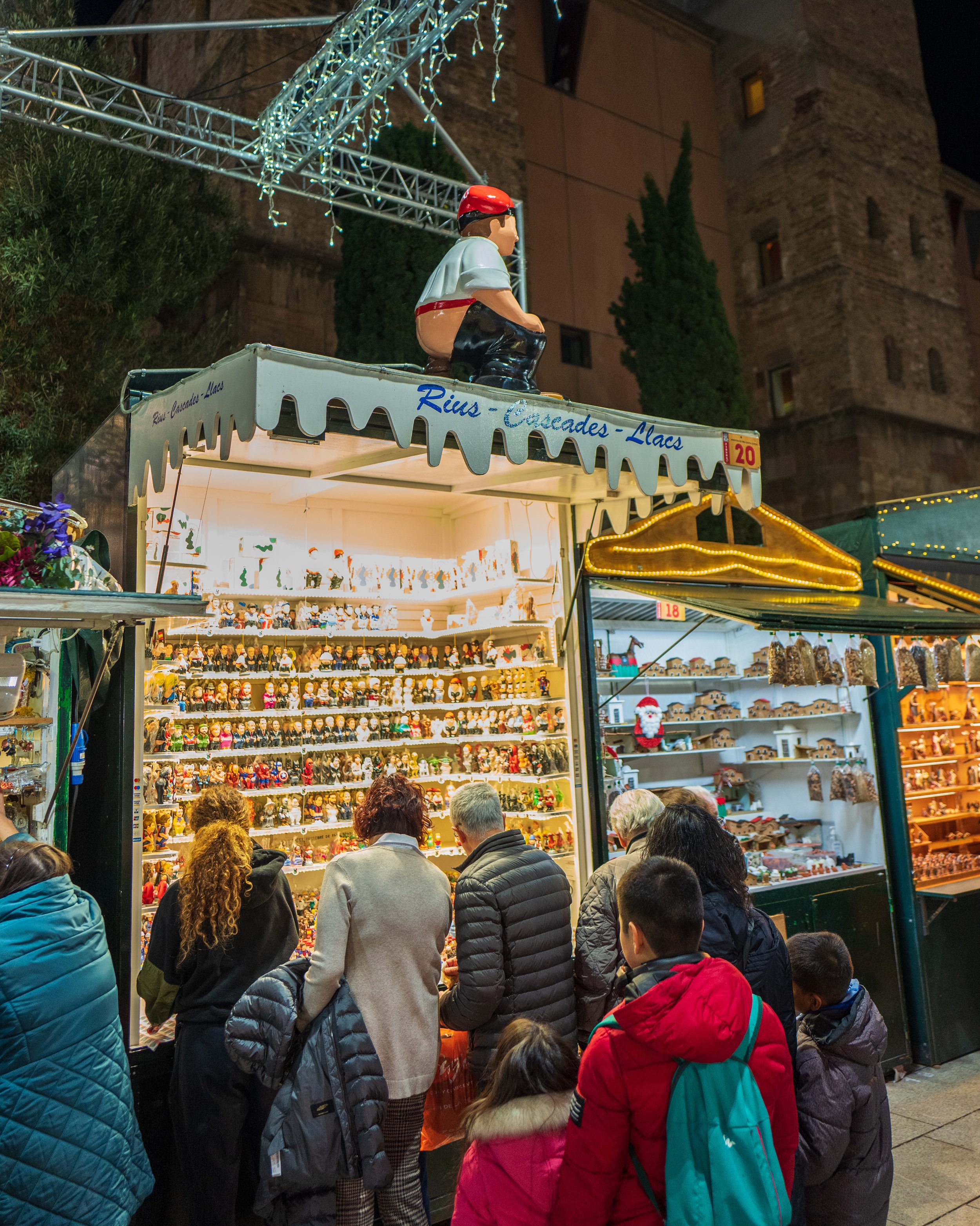  We kept seeing this figurine everywhere, in various sizes (photo/Jason Rafal) 