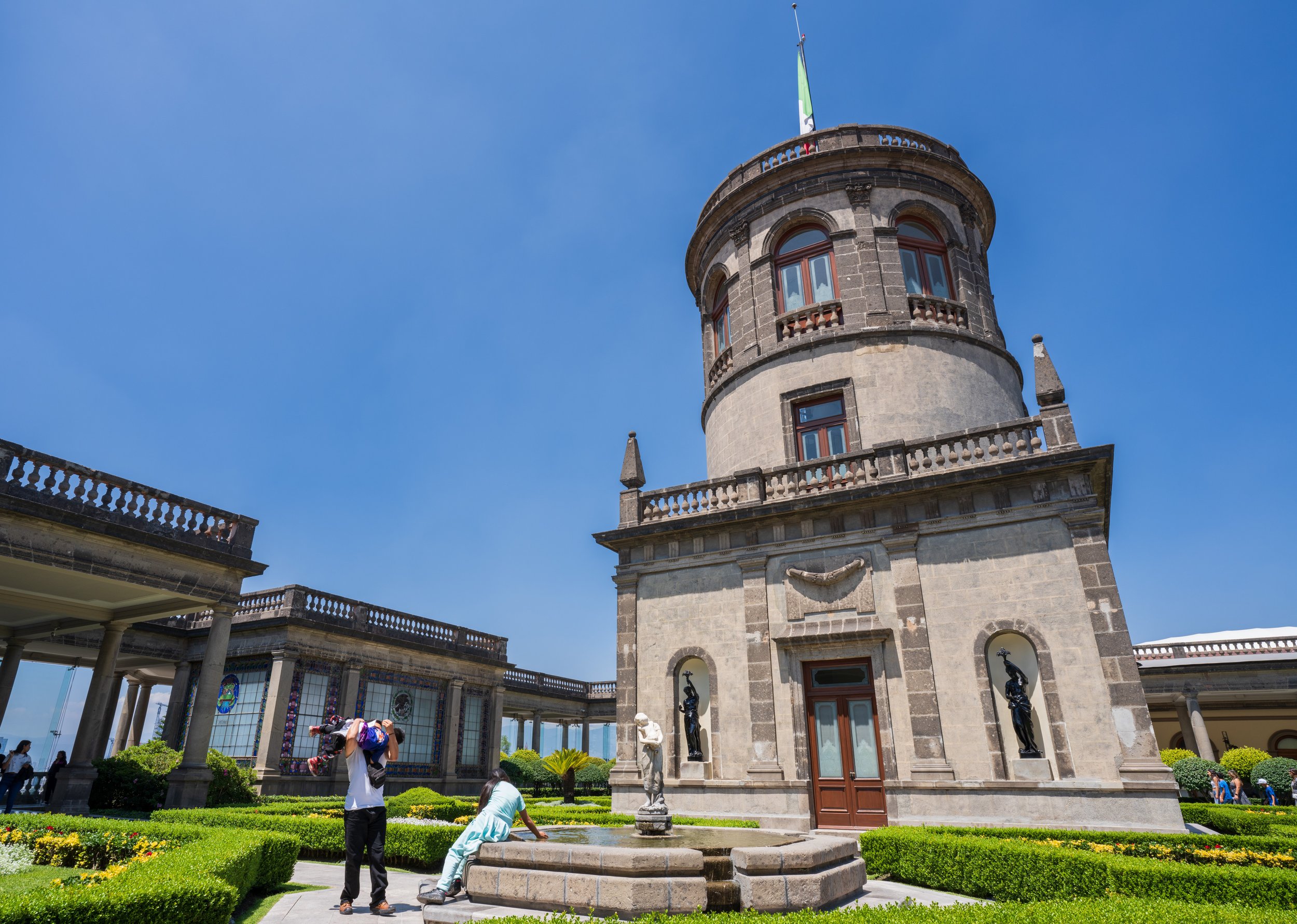 The beautiful rooftop gardens at the castle (photo/Jason Rafal)