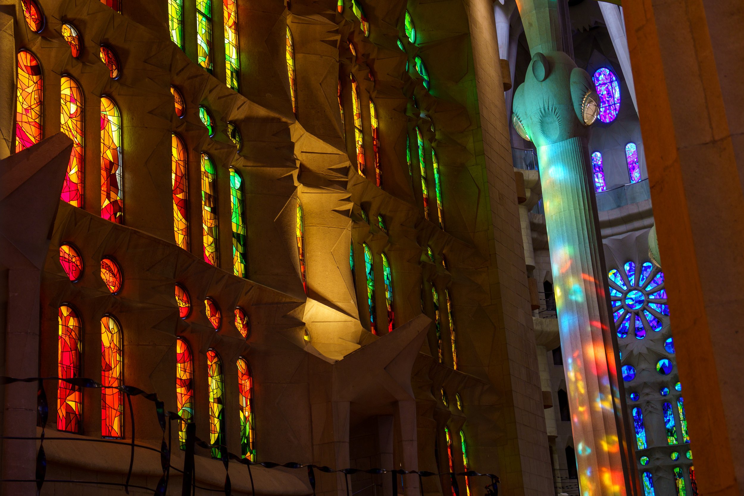  I loved the rainbow reflections on this column (photo/Jason Rafal) 