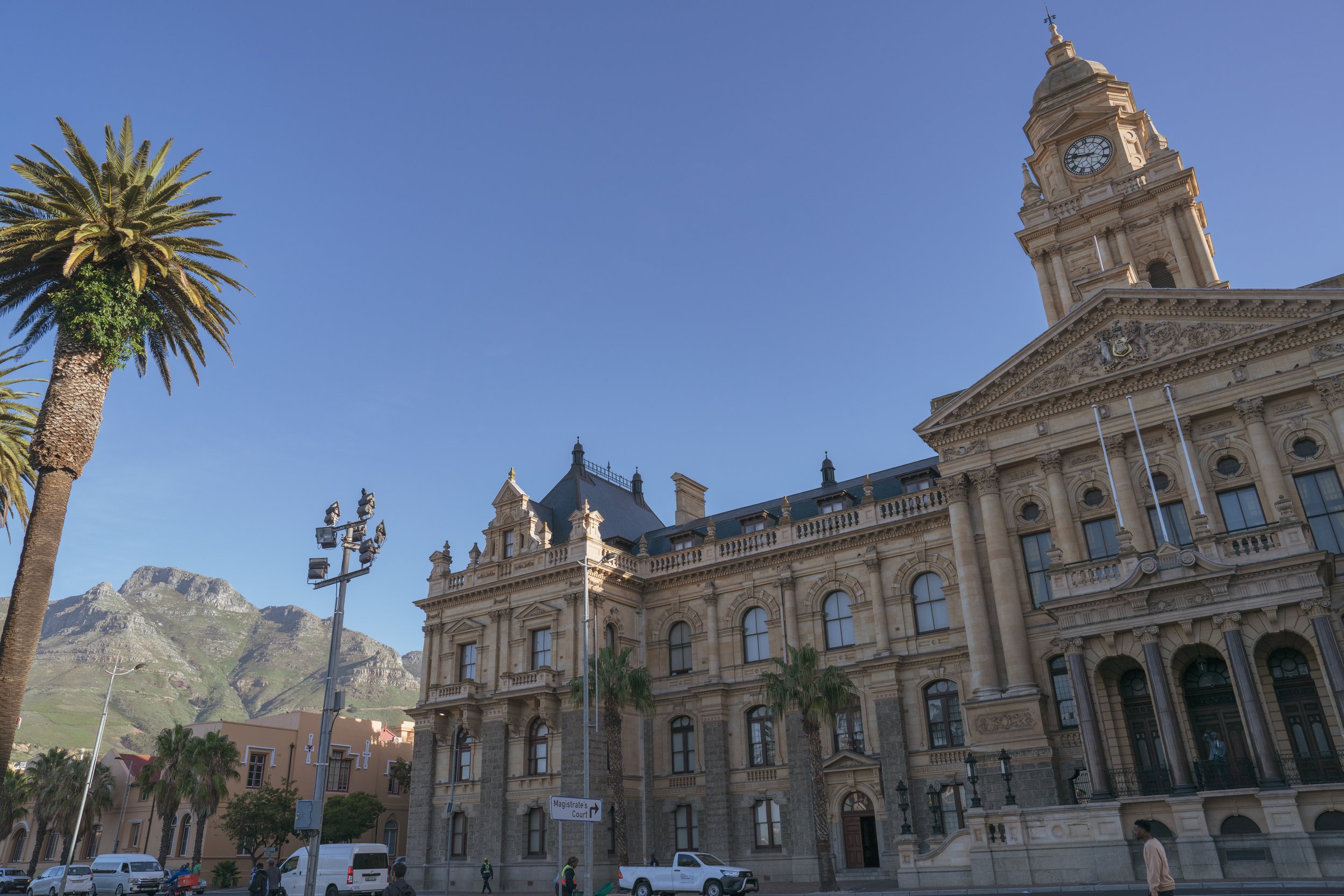  The Cape Town City Hall (photo/Jason Rafal) 
