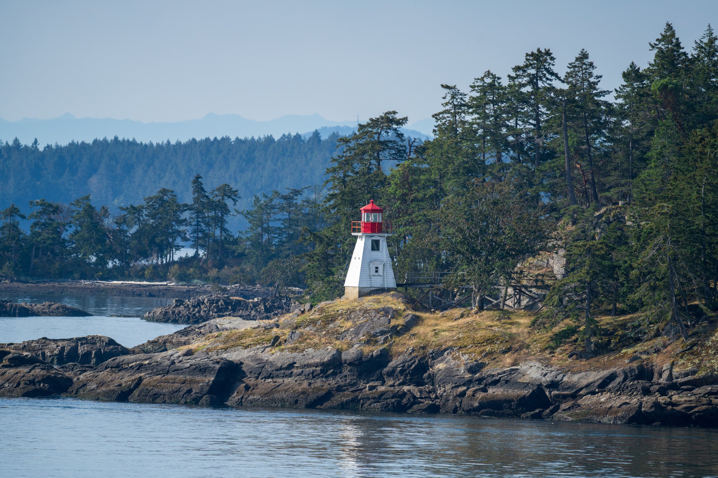  A tiny lighthouse from the ferry to Vancouver Island (photo/Jason Rafal) 