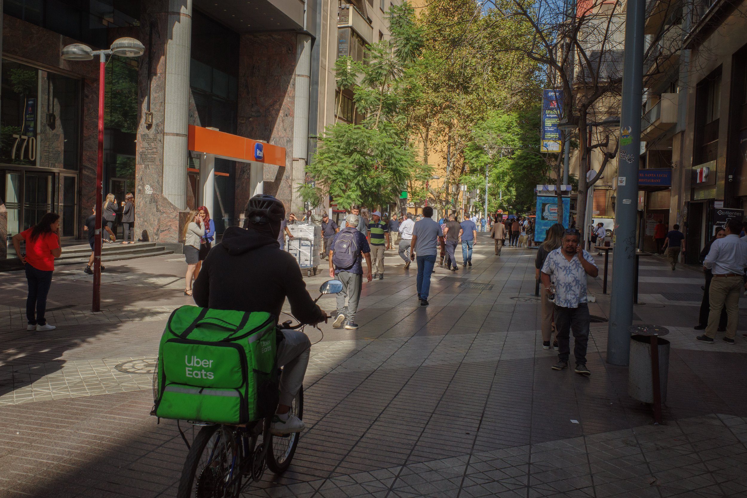  A pedestrian street in downtown Santiago (photo/Jason Rafal) 