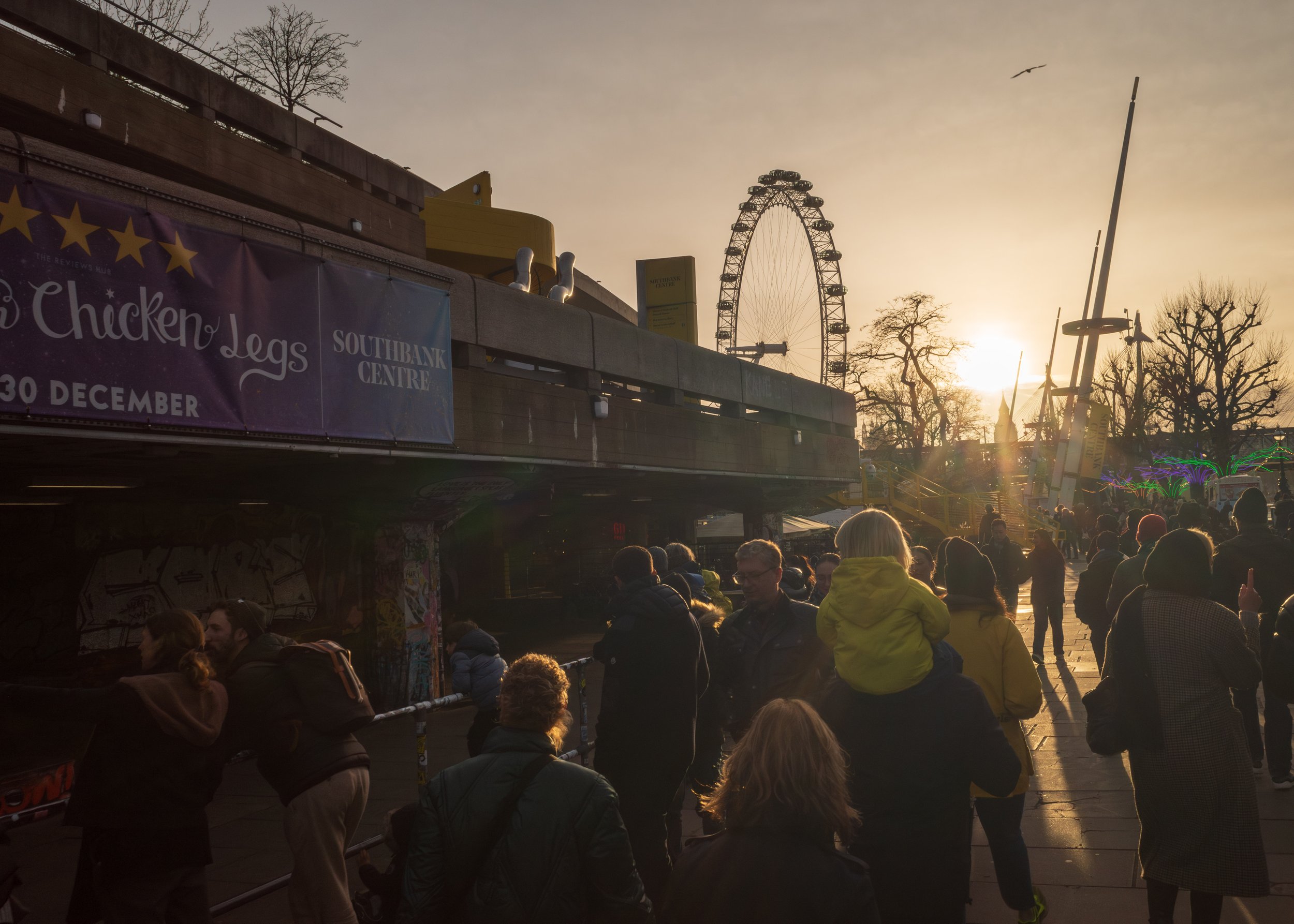  The London Eye was also very busy, with a pop-up market and lots of strolling (photo/Jason Rafal) 