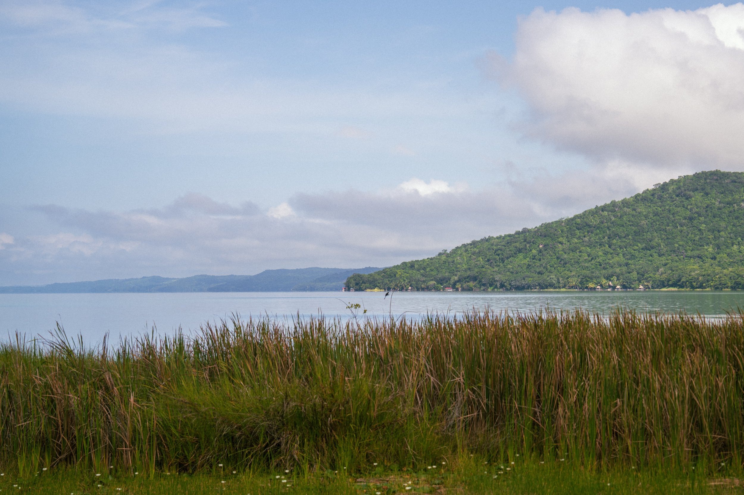  Lago Peten Itza (photo/Jason Rafal) 