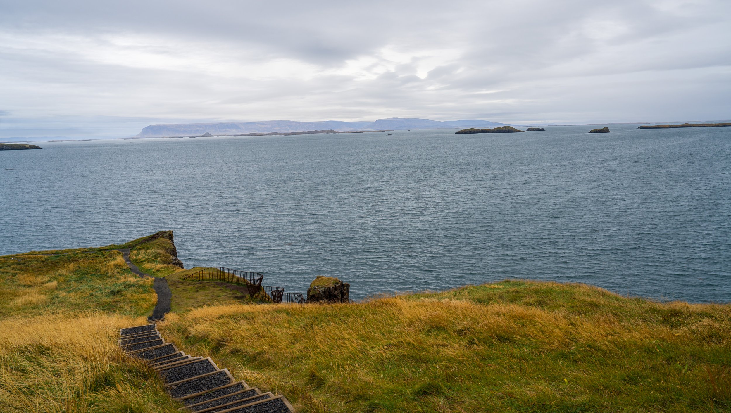  Steps leading along the island (photo/Jason Rafal) 