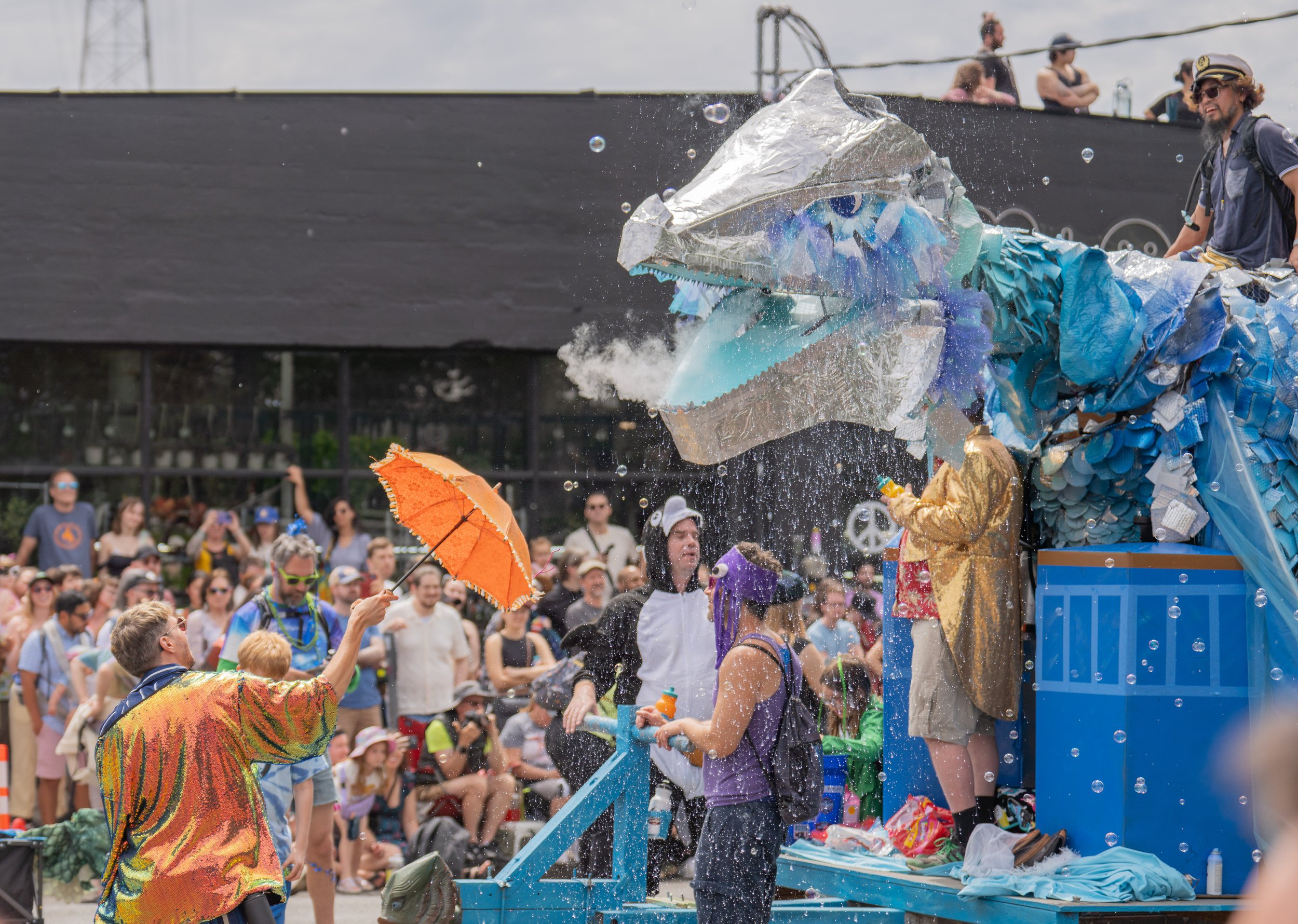  An amazing dragon float (photo/Jason Rafal) 