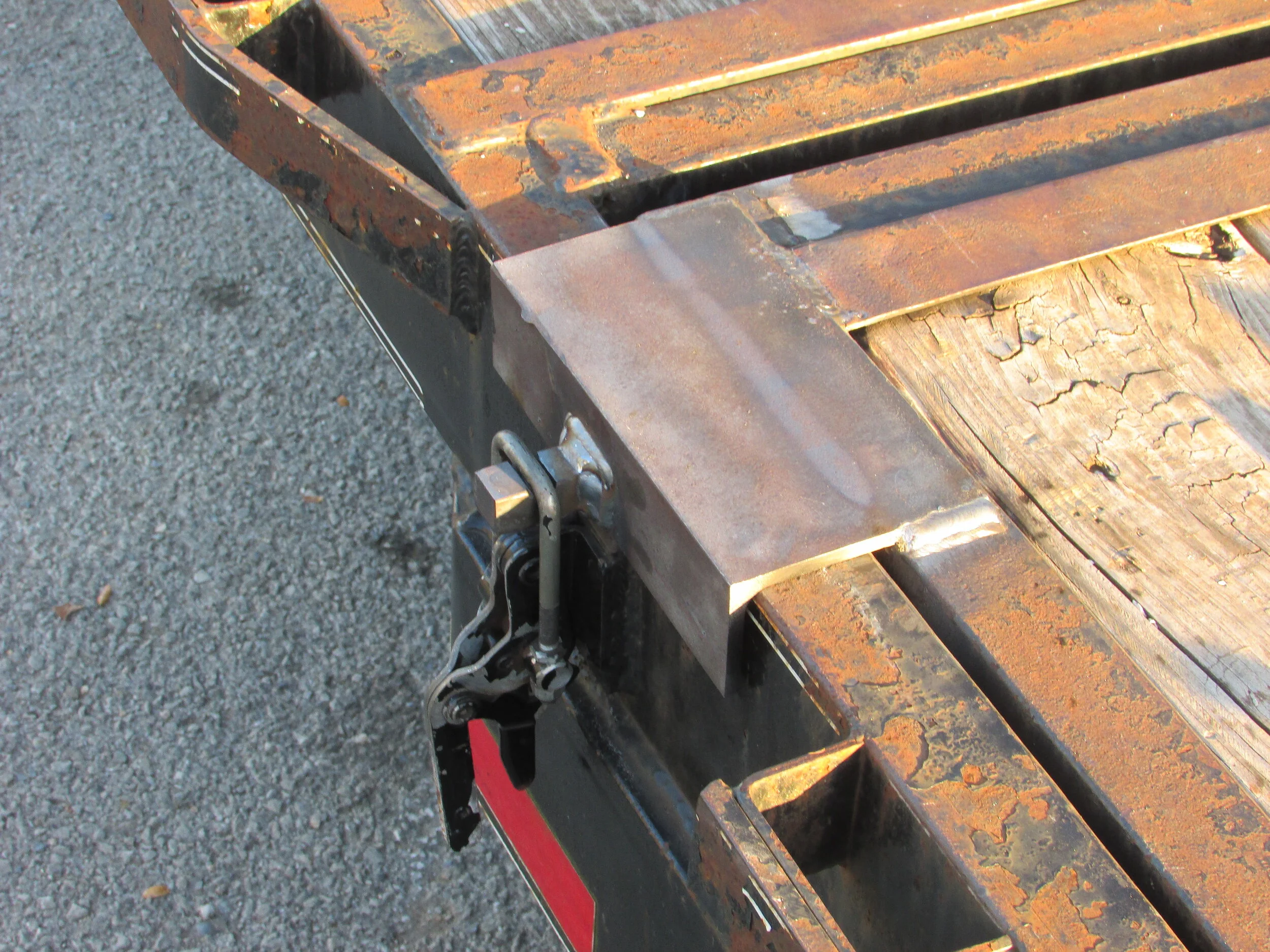 Tilt Trailer Latch