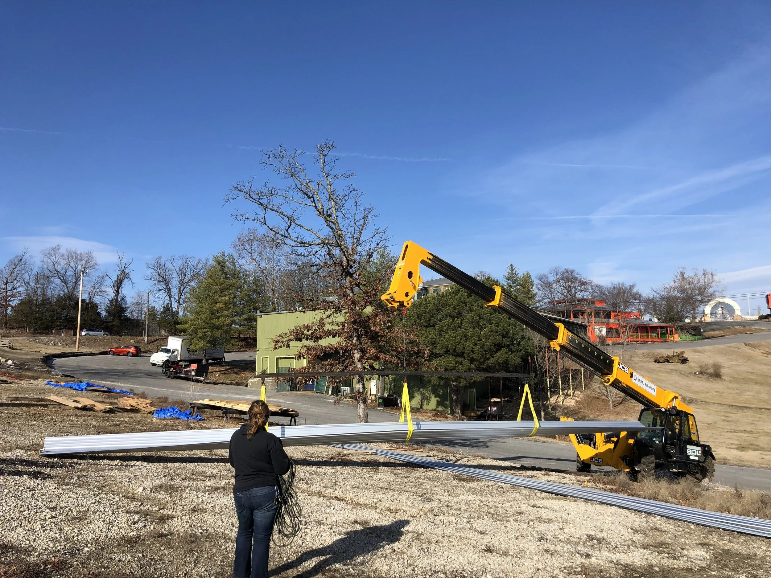 What's a spreader beam do?????