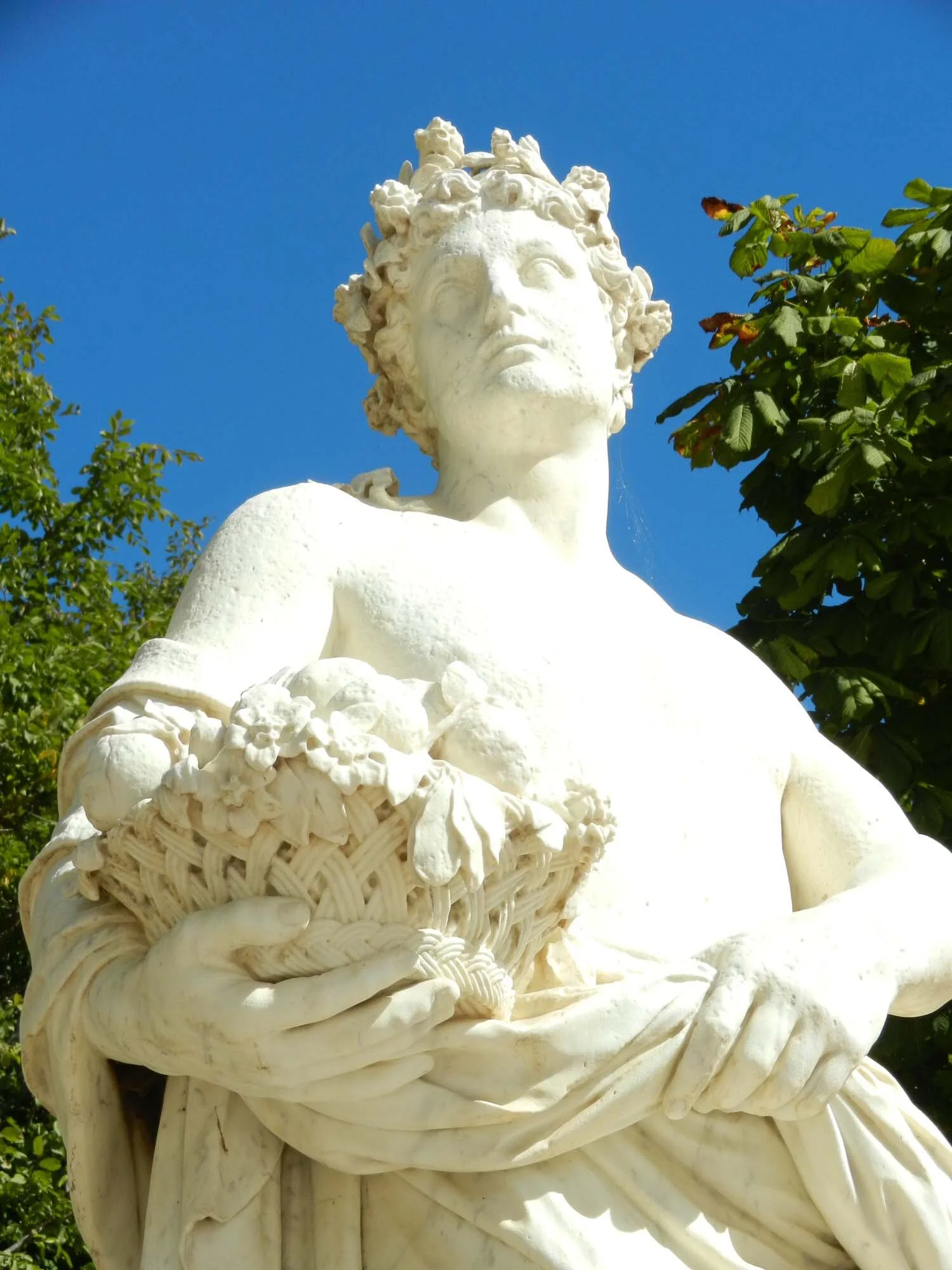 versailles-garden-paris.jpg