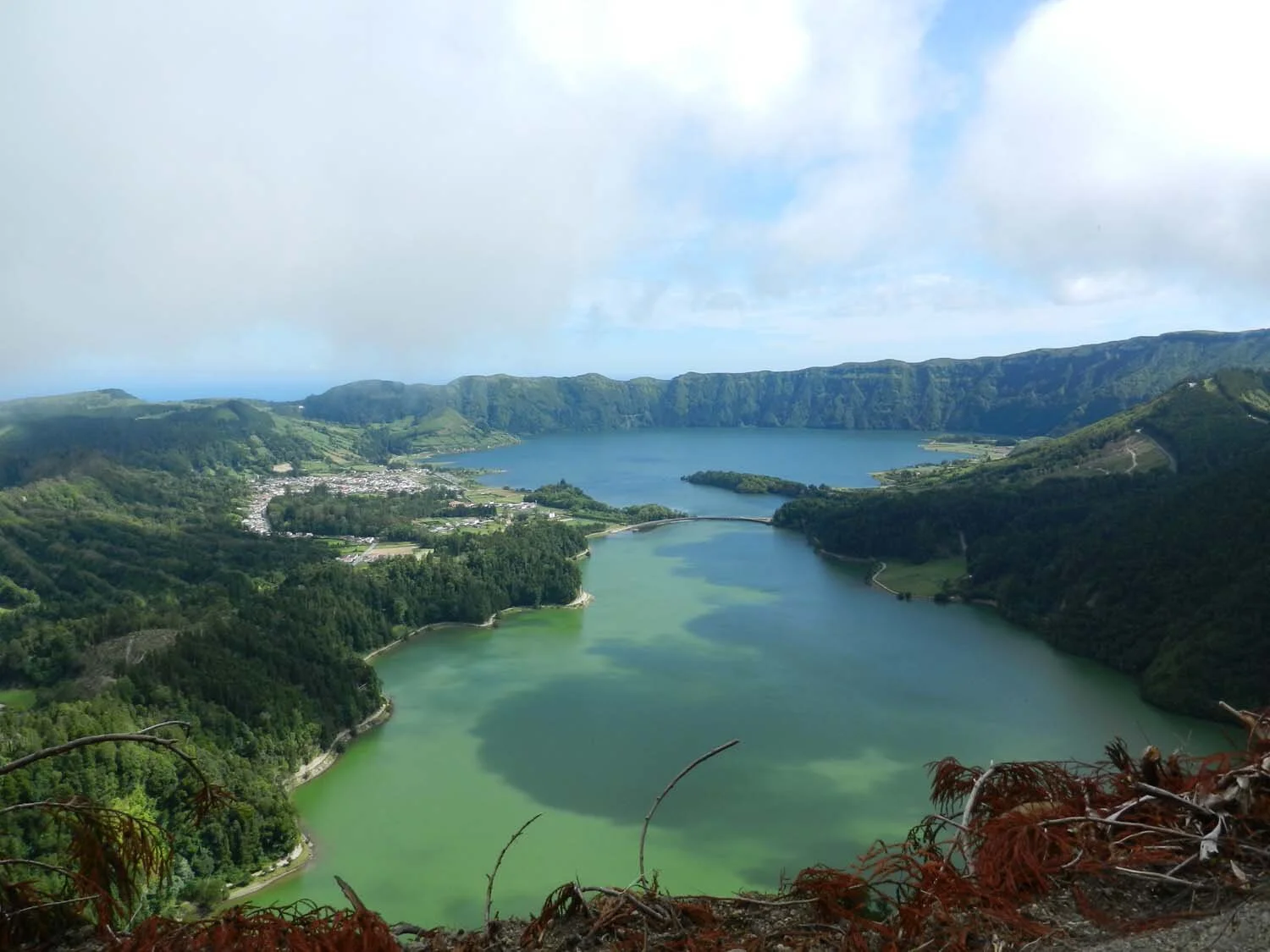 green-and-blue-lakes-azores.jpg