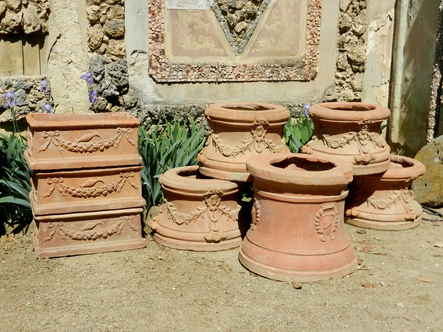 VillaGardenPots.jpg