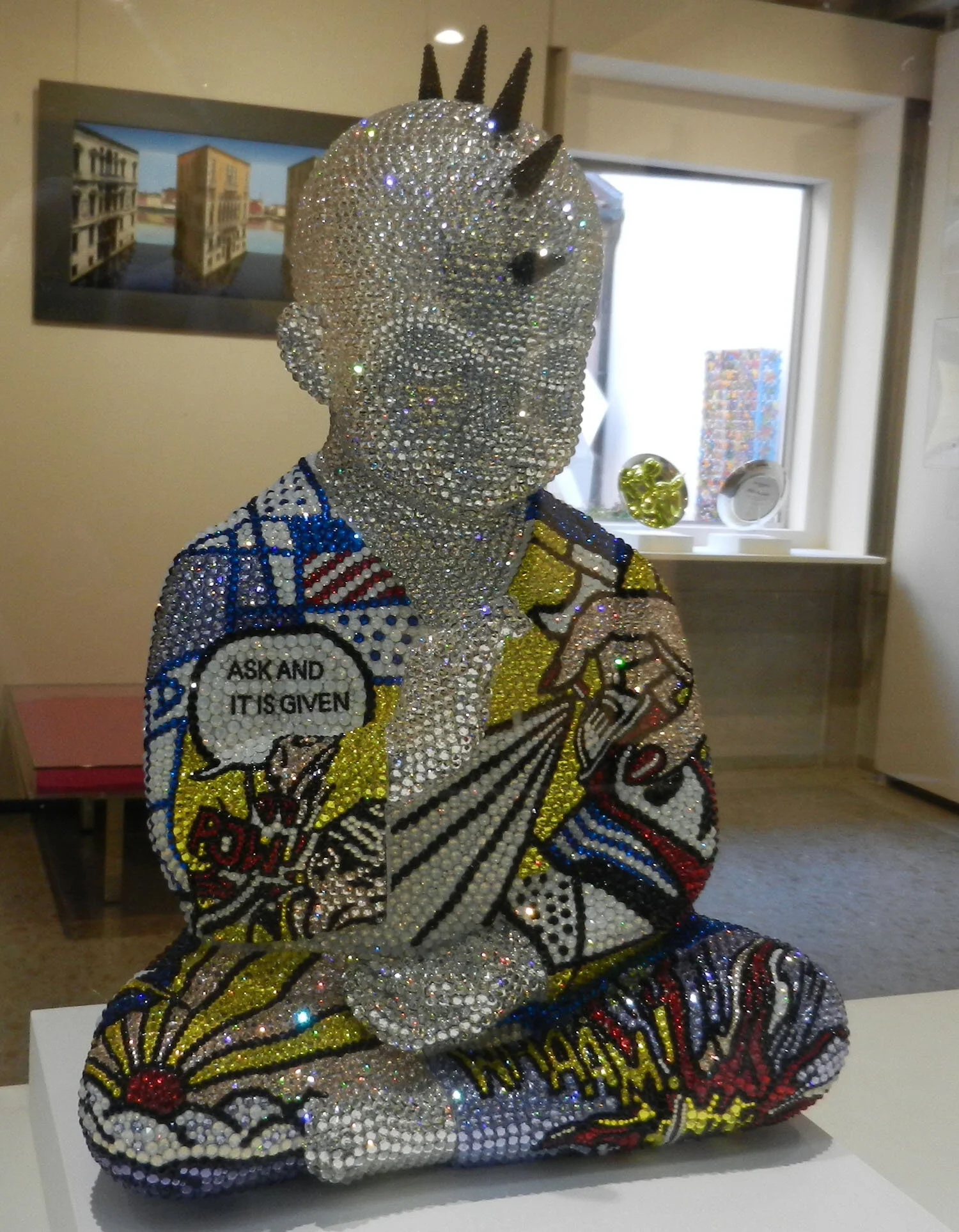 GlassBuddha1.jpg