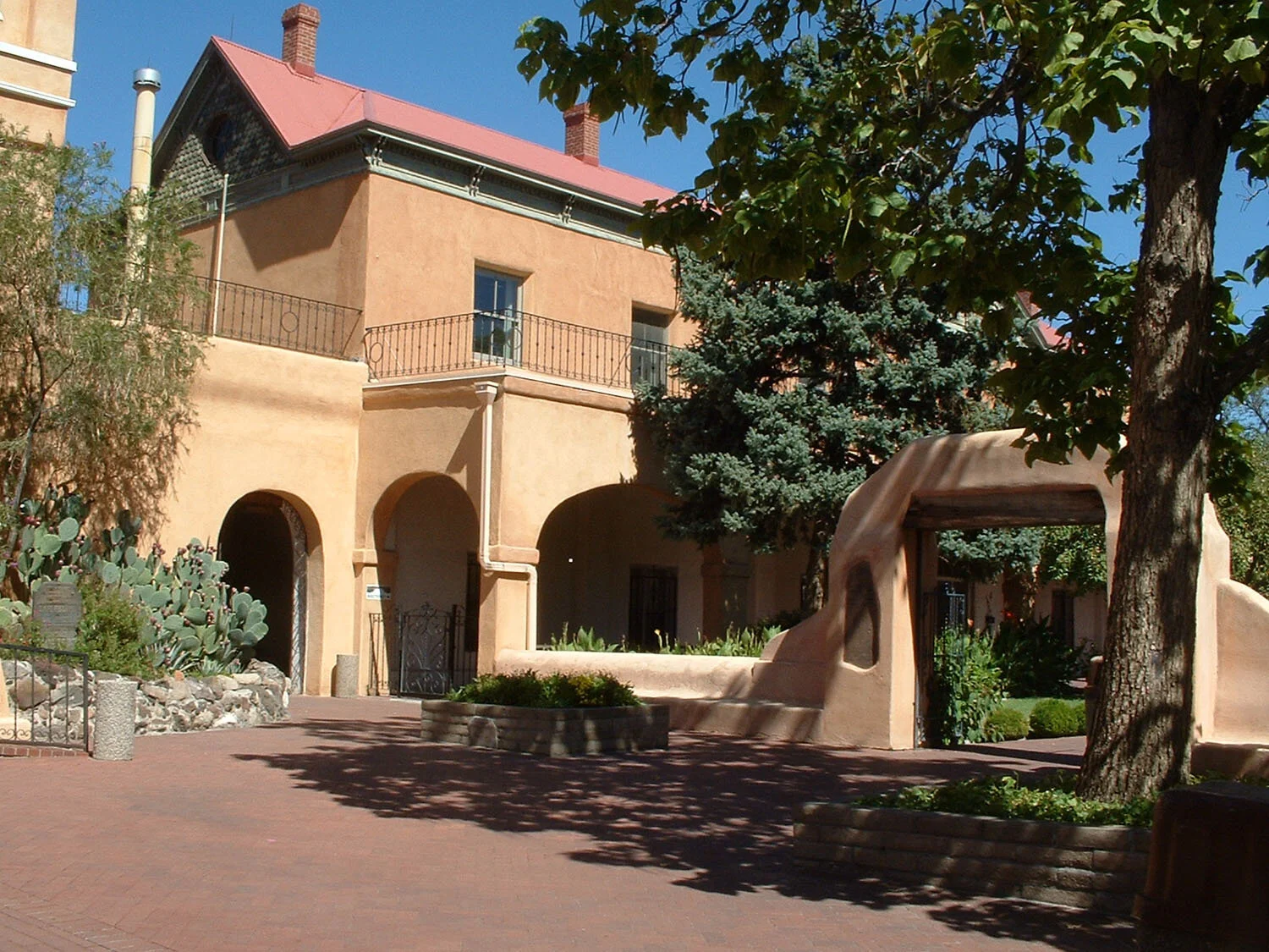 Albuquerque NM Church3.jpg