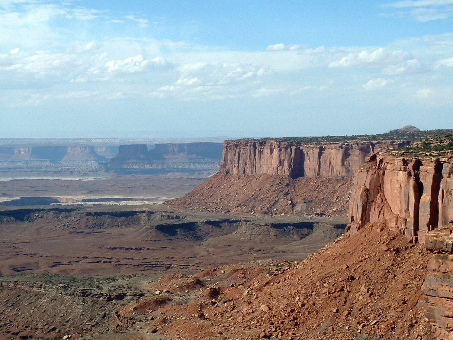 Canyonlands NP Vista1.jpg