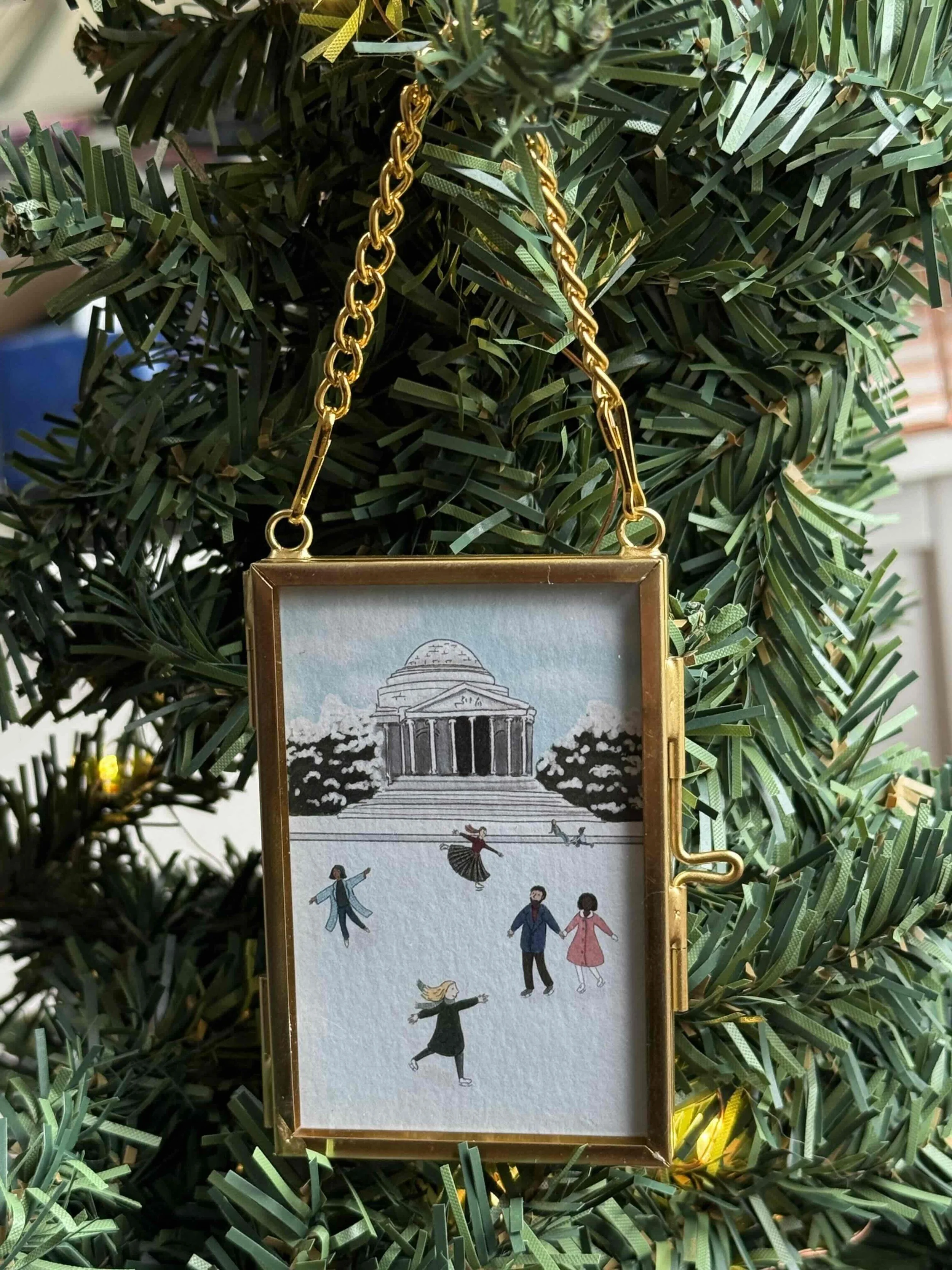 skaters jefferson ornamenet.jpeg