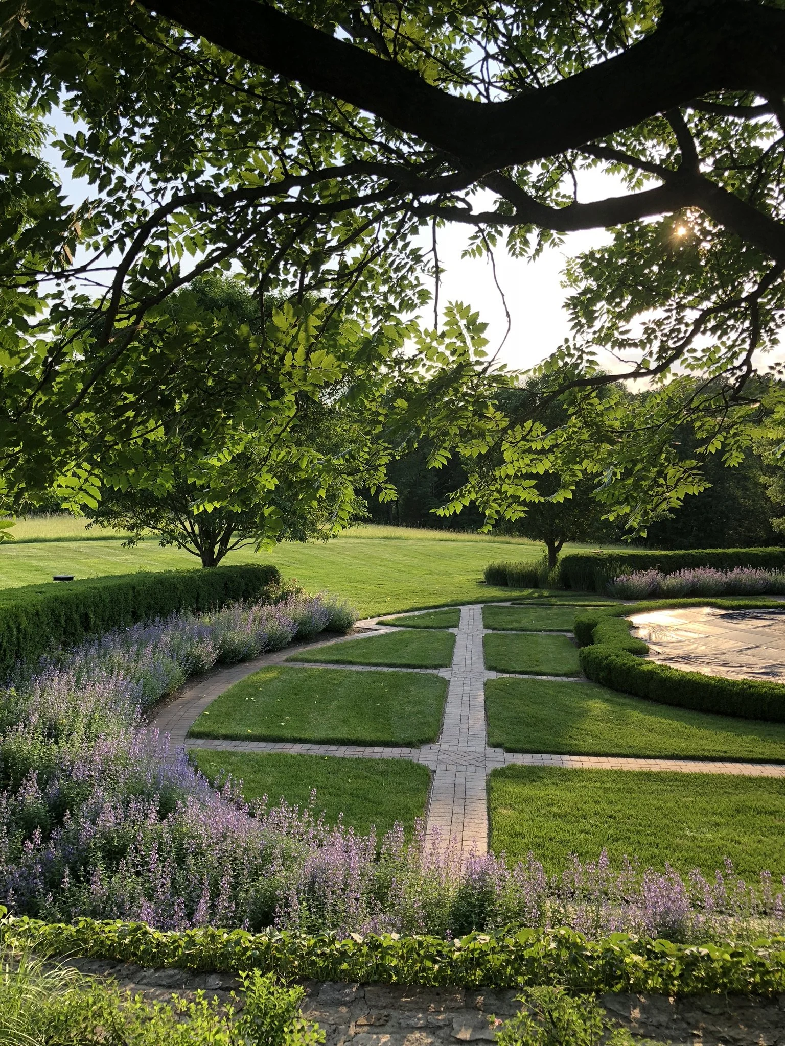 Advantages of Working With Highly Experienced Landscaping Companies Near Me in Chatham and Madison, NJ