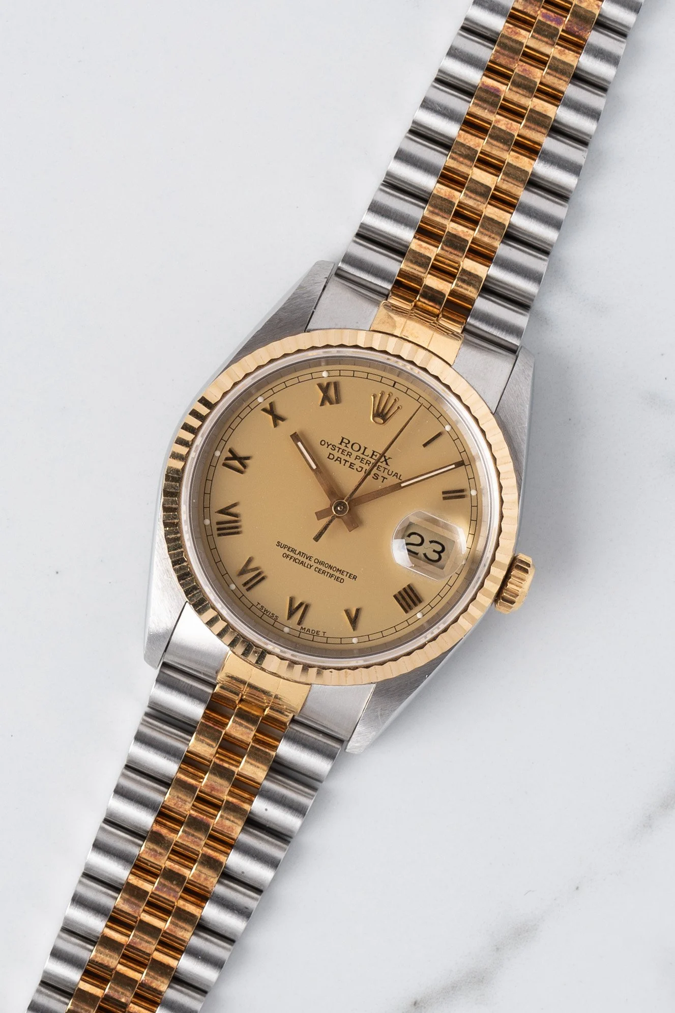 1992 Rolex Datejust 16233 Champagne Skinny Roman Dial