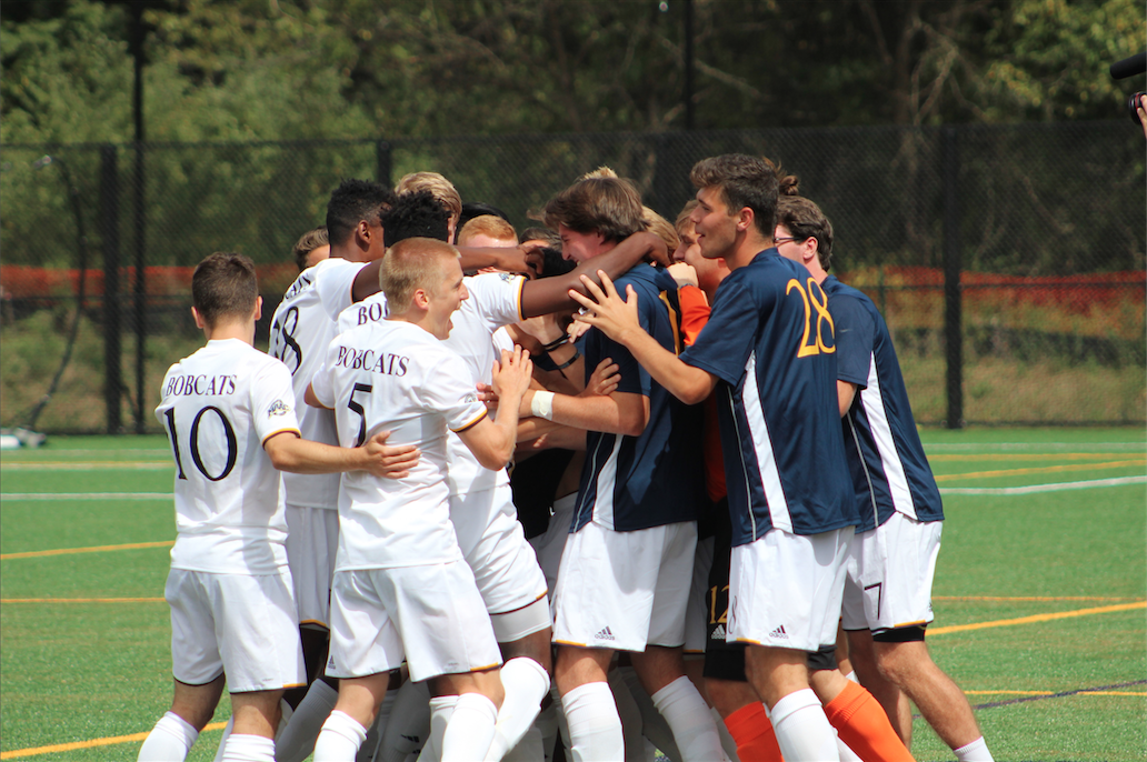 Quinnipiac men’s soccer opens new field with victory over Saint Joseph’s