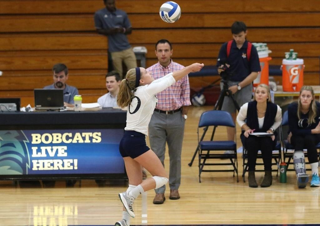Quinnipiac volleyball staff fired after 9-21 season