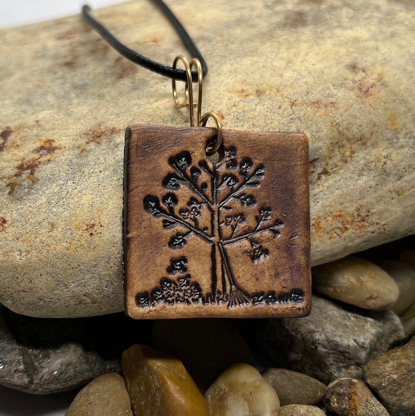 https://i.etsystatic.com/21053962/r/il/5e1f7b/5777800887/il_fullxfull.5777800887_g82b.jpg