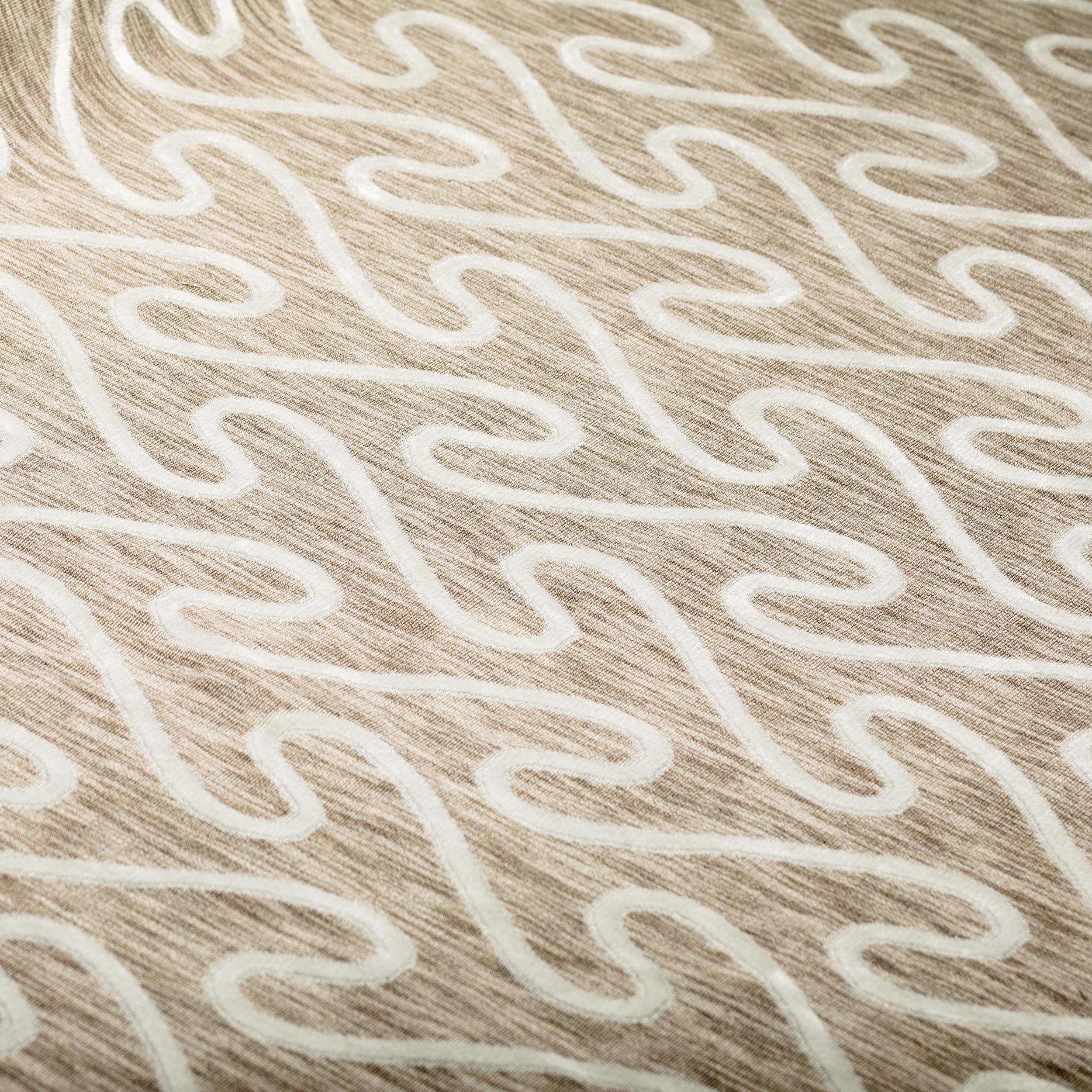 Canovas-Beige_2.jpg